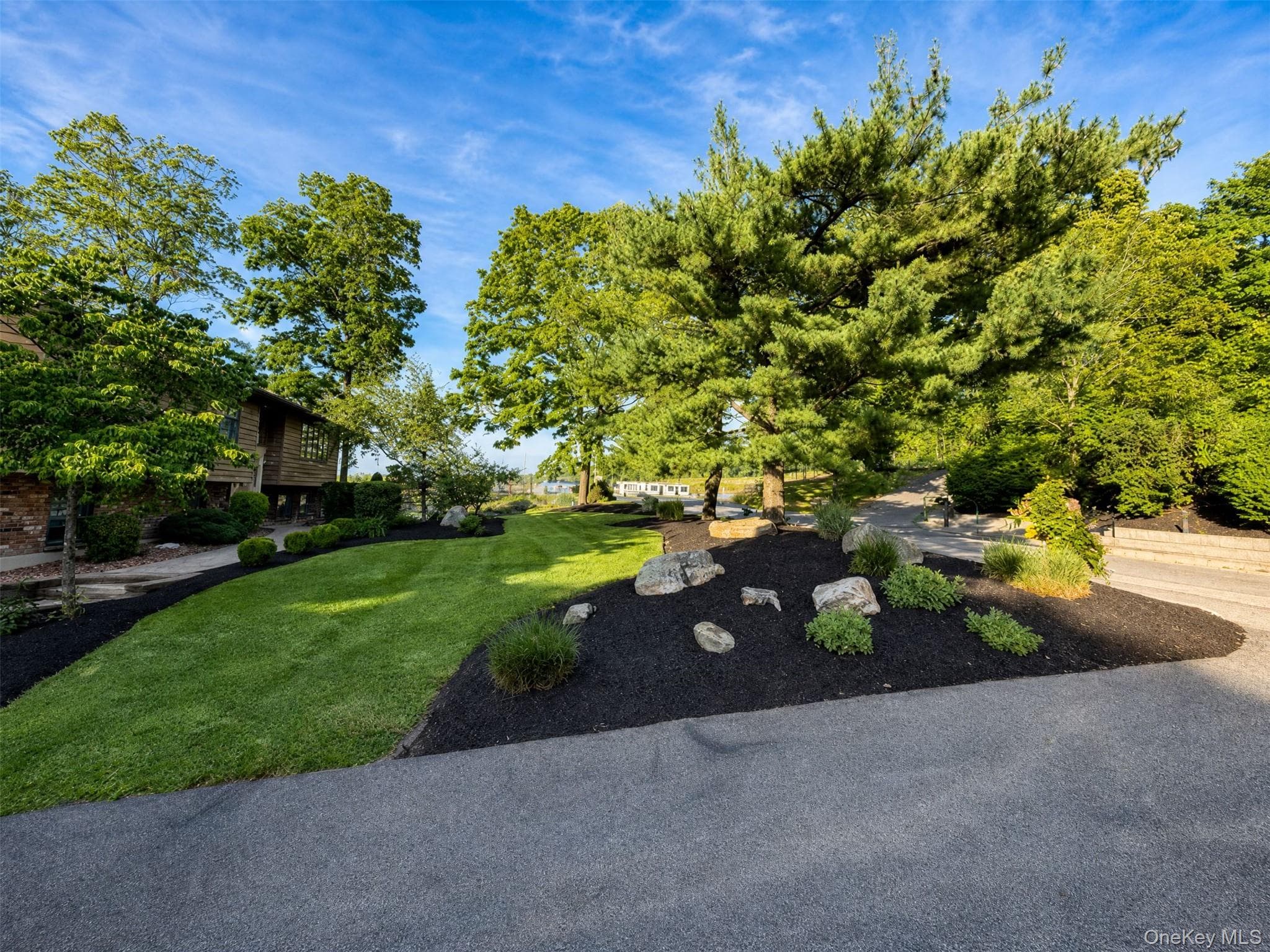 15 Arlington Drive thumbnail 6