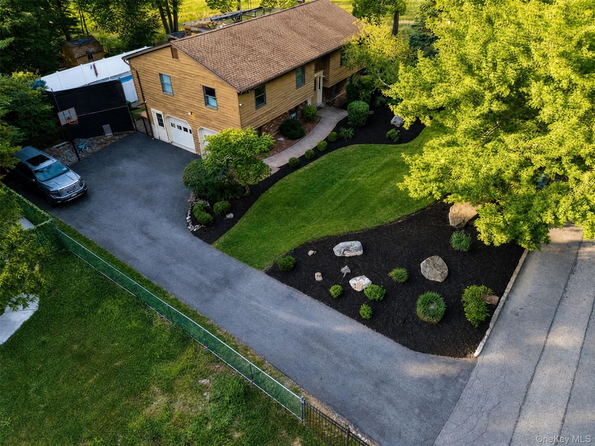 15 Arlington Drive thumbnail 47