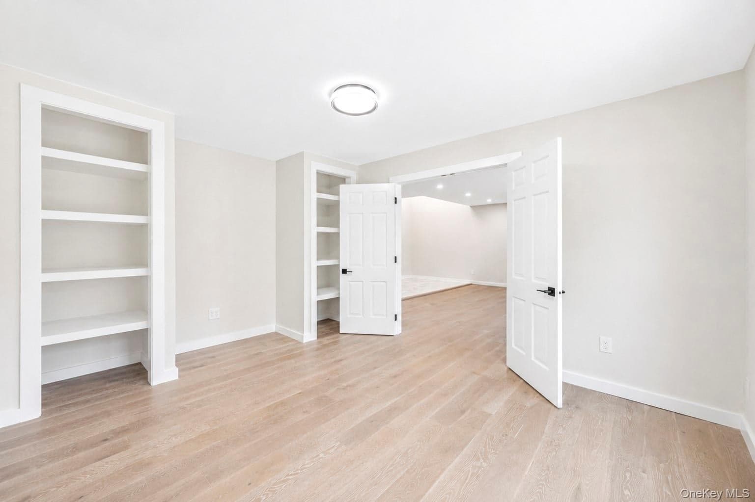 95 Windsor Gate Drive thumbnail 25