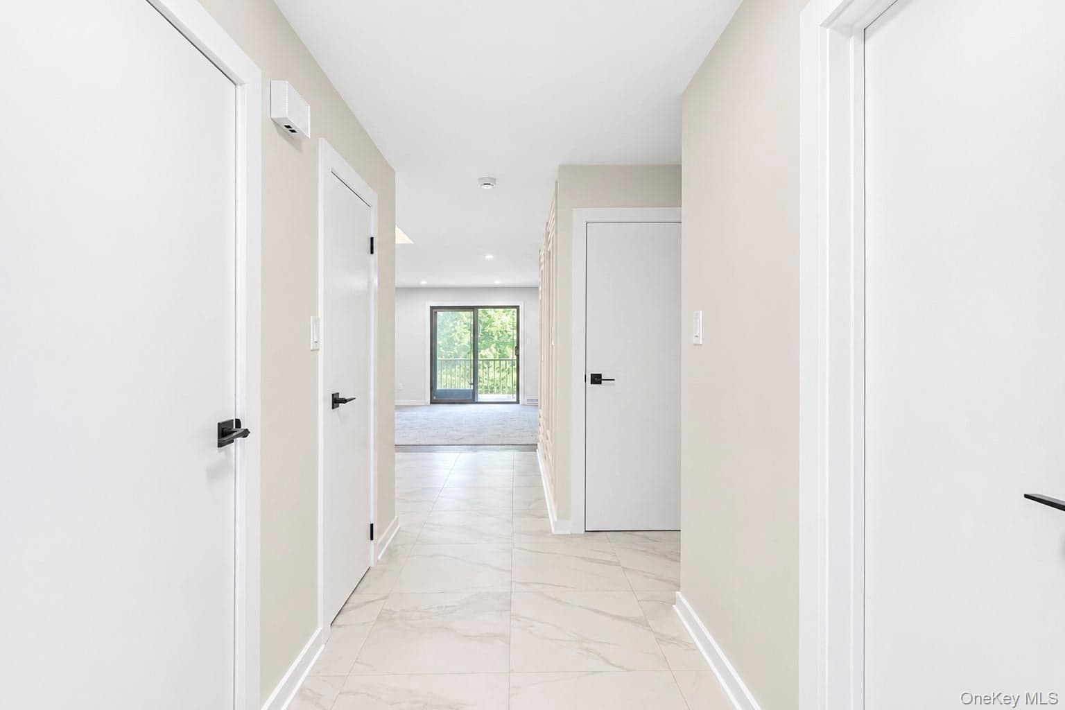 95 Windsor Gate Drive thumbnail 7