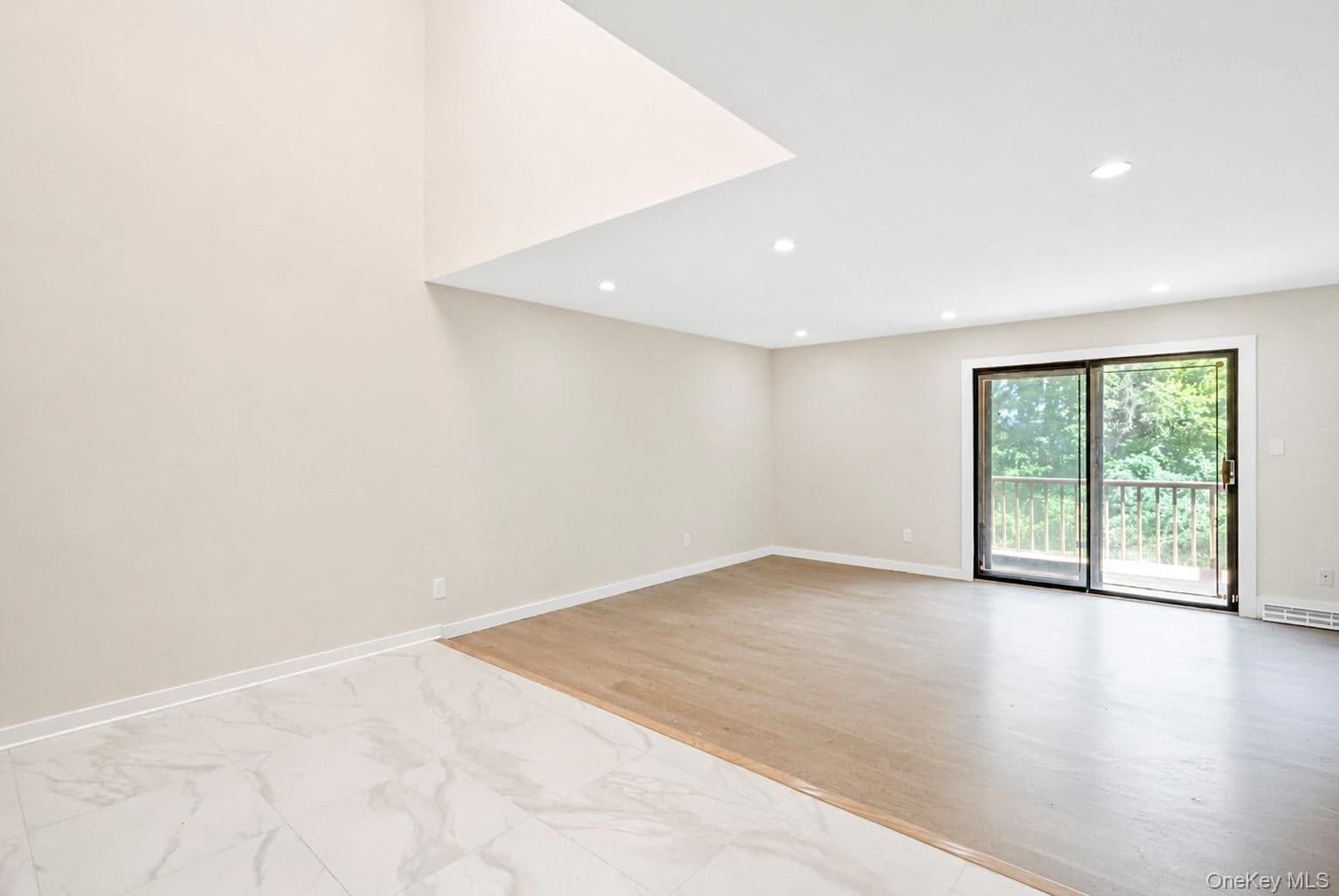95 Windsor Gate Drive thumbnail 16