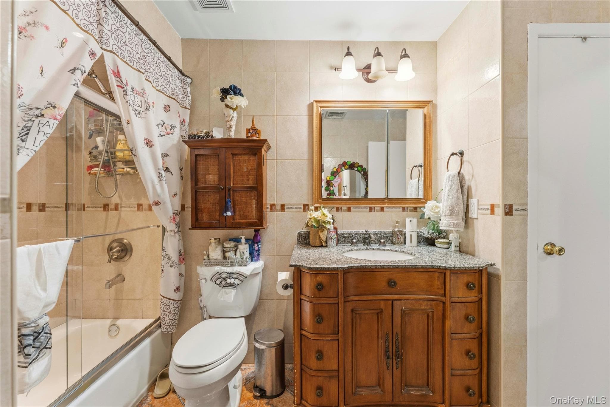 1556 Longfellow Avenue thumbnail 8