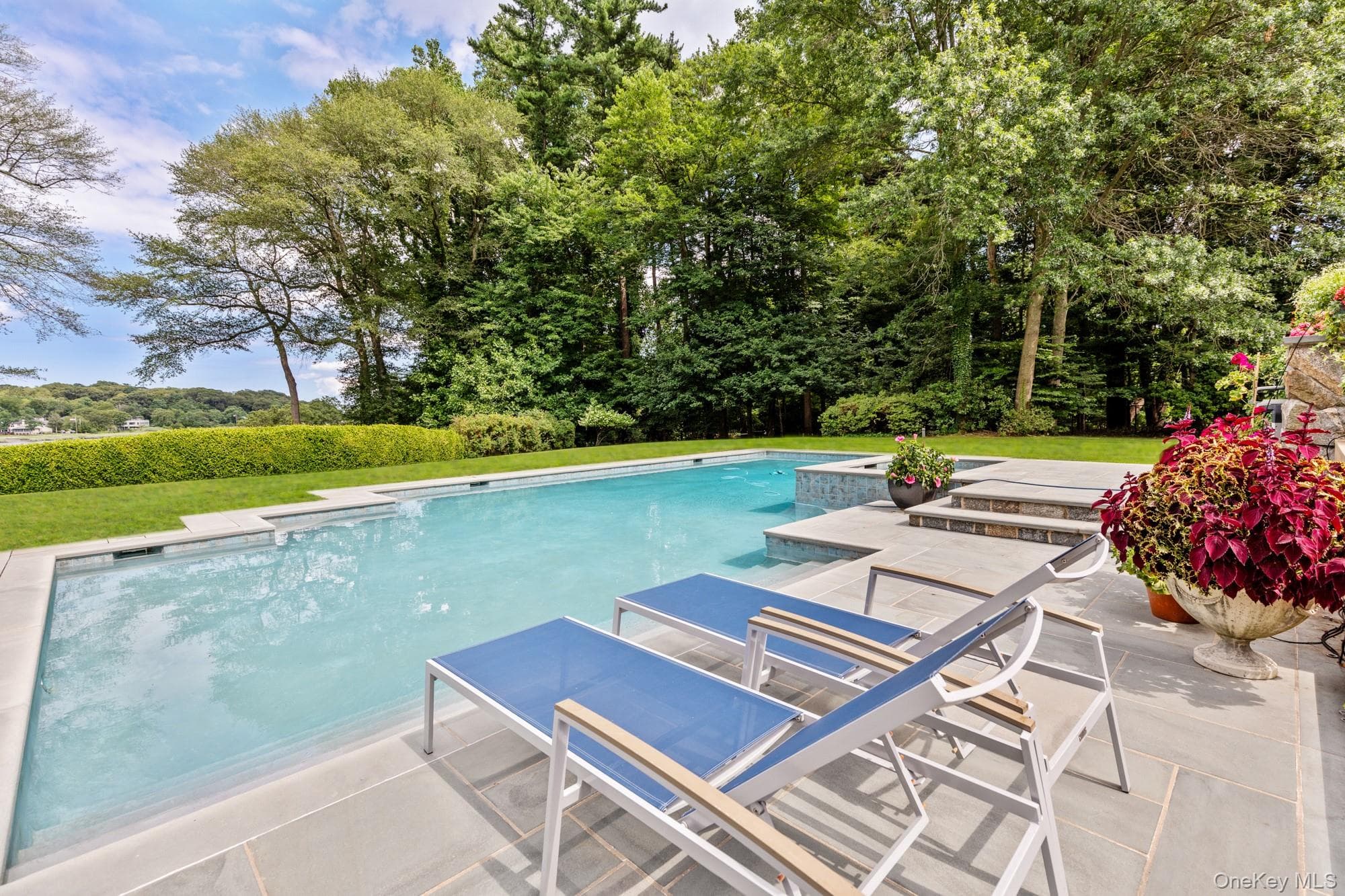8 Mill Pond Lane thumbnail 29