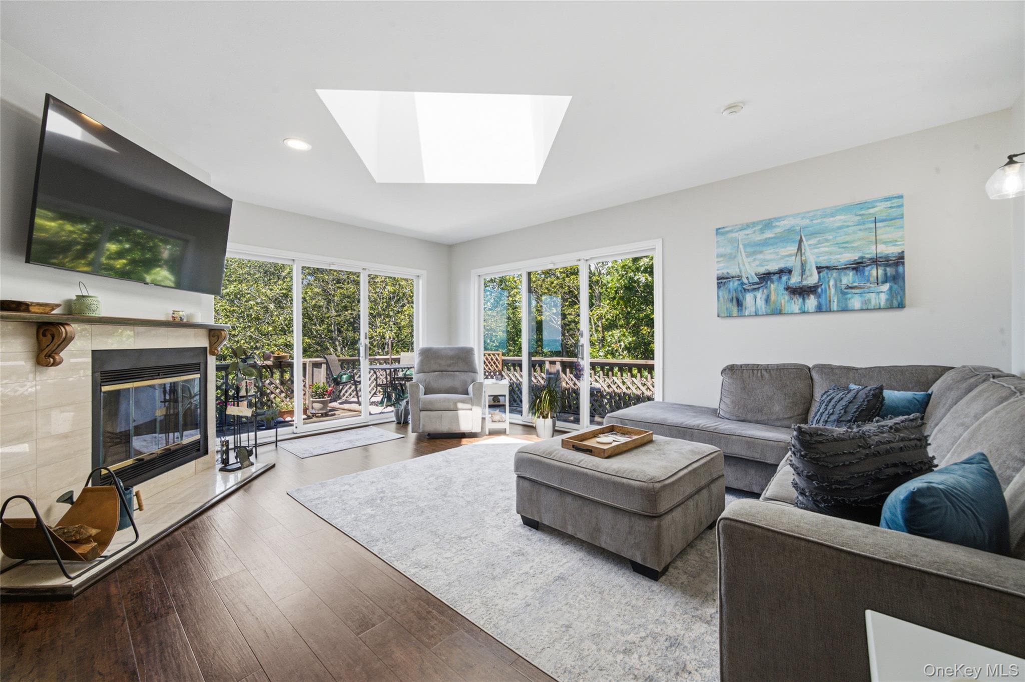 103 Fox Hill Drive thumbnail 3