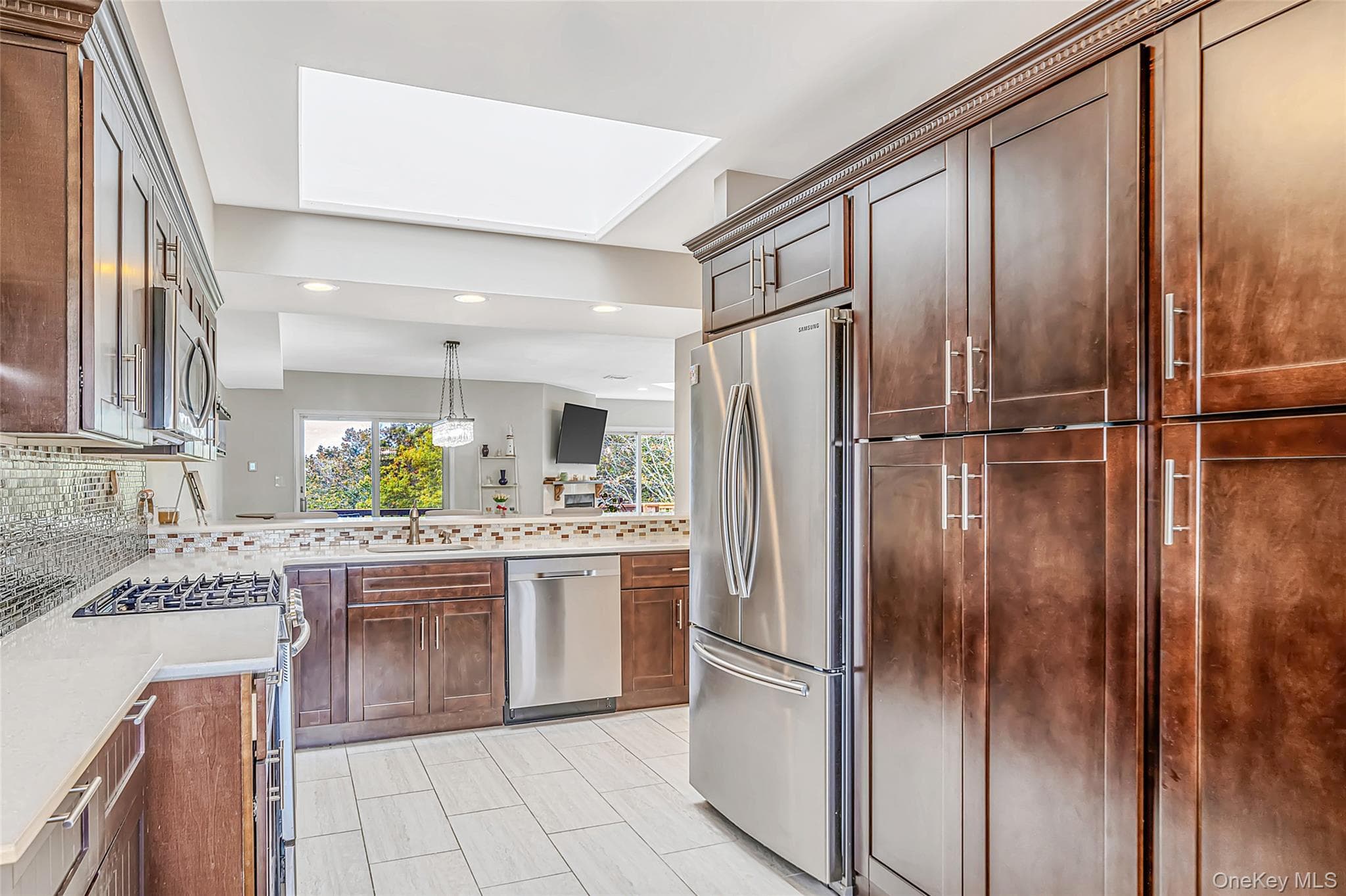 103 Fox Hill Drive thumbnail 11
