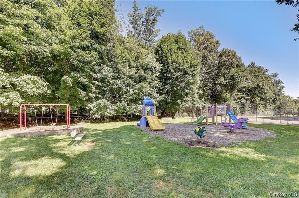 62 Somerset Drive thumbnail 32