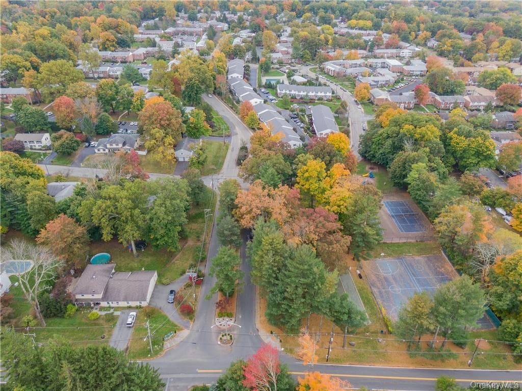 62 Somerset Drive thumbnail 36