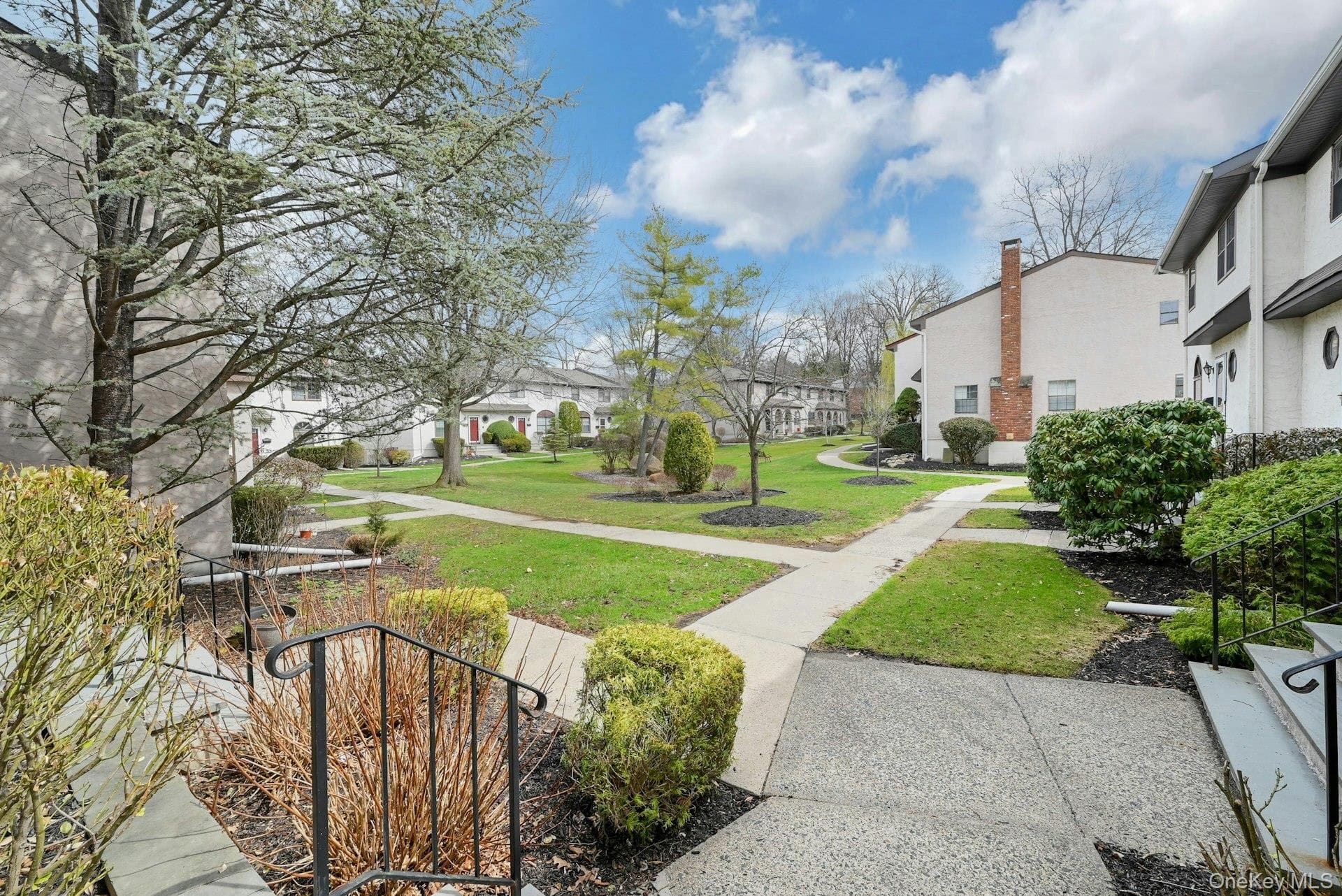 62 Somerset Drive thumbnail 30