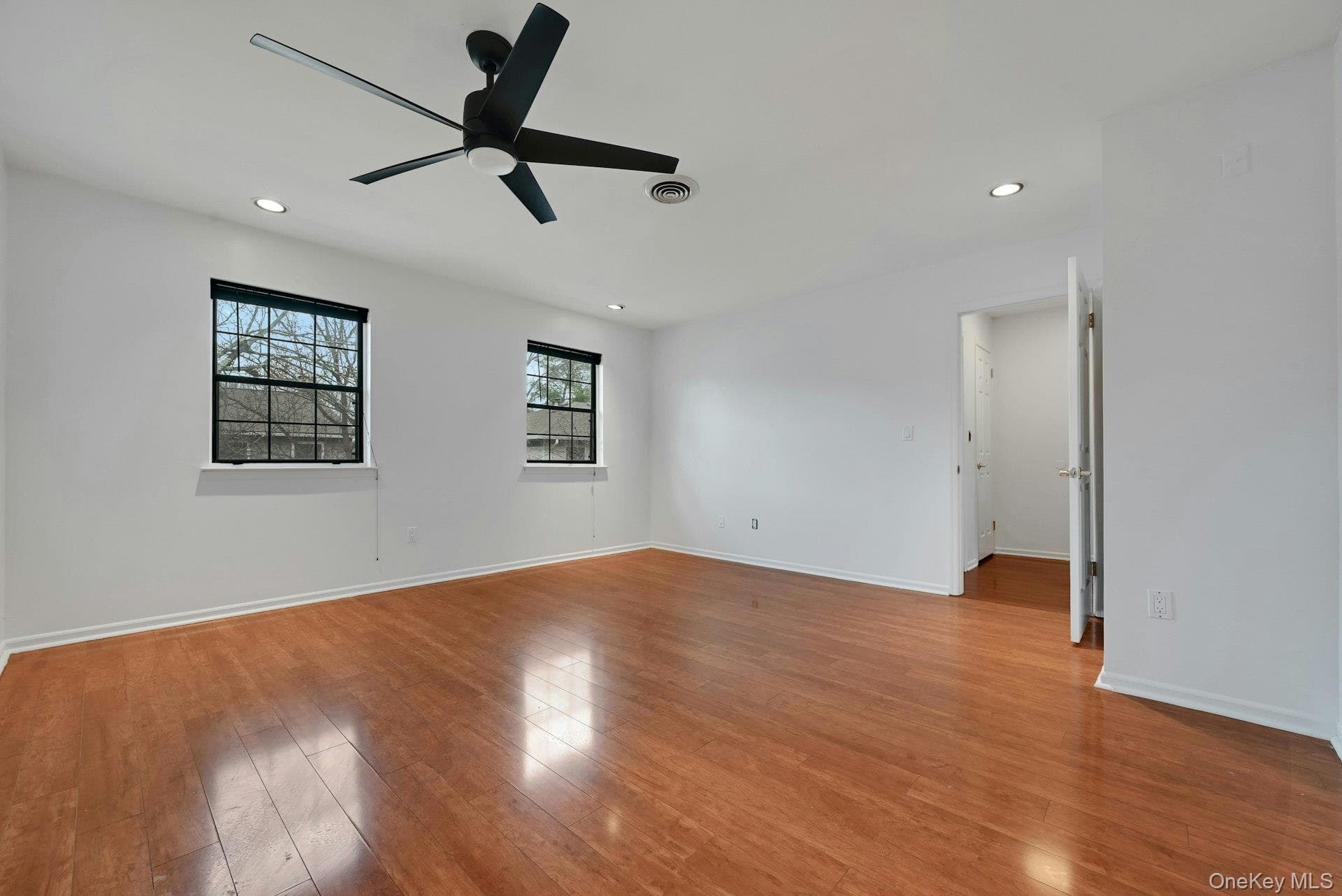 62 Somerset Drive thumbnail 17