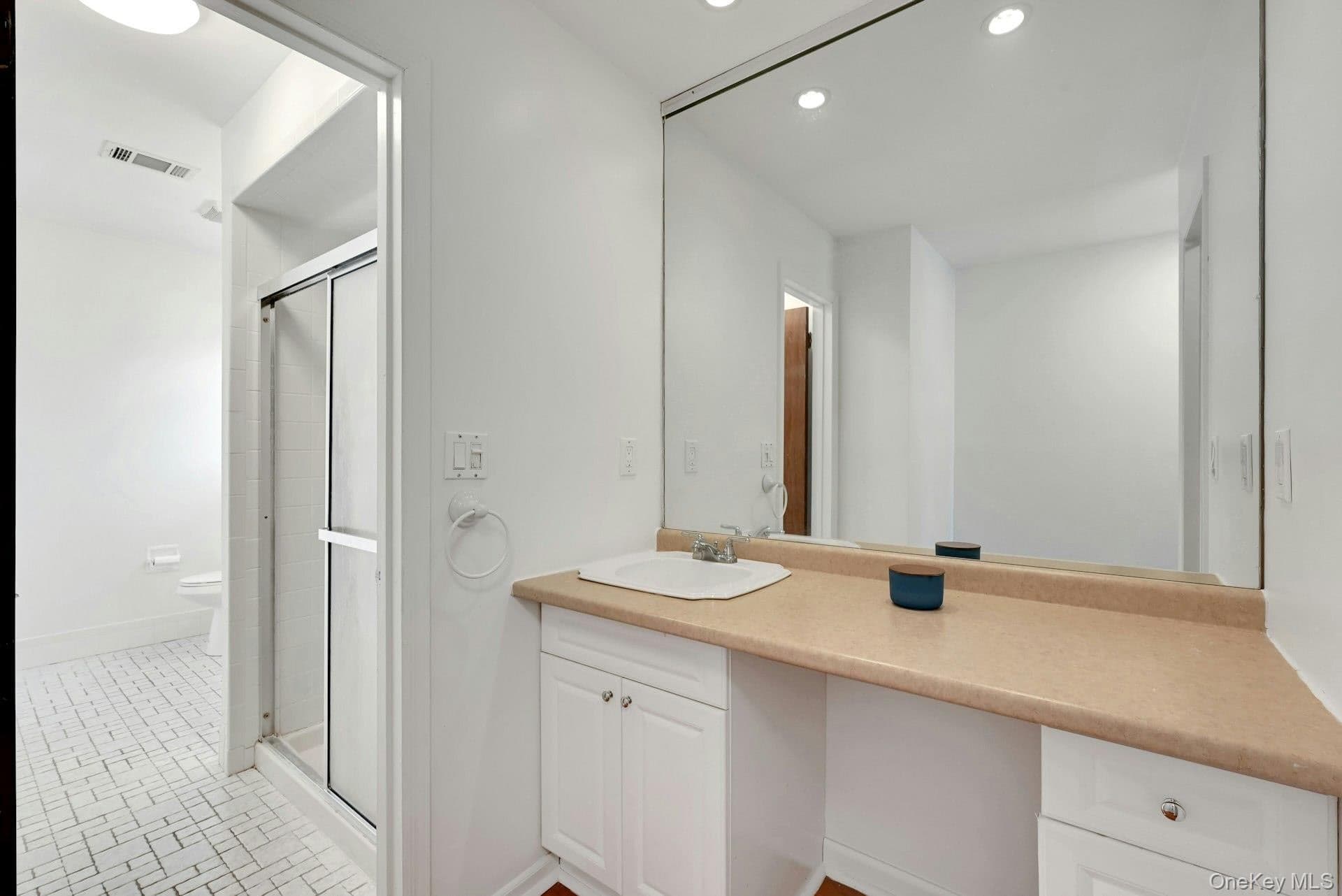 62 Somerset Drive thumbnail 19