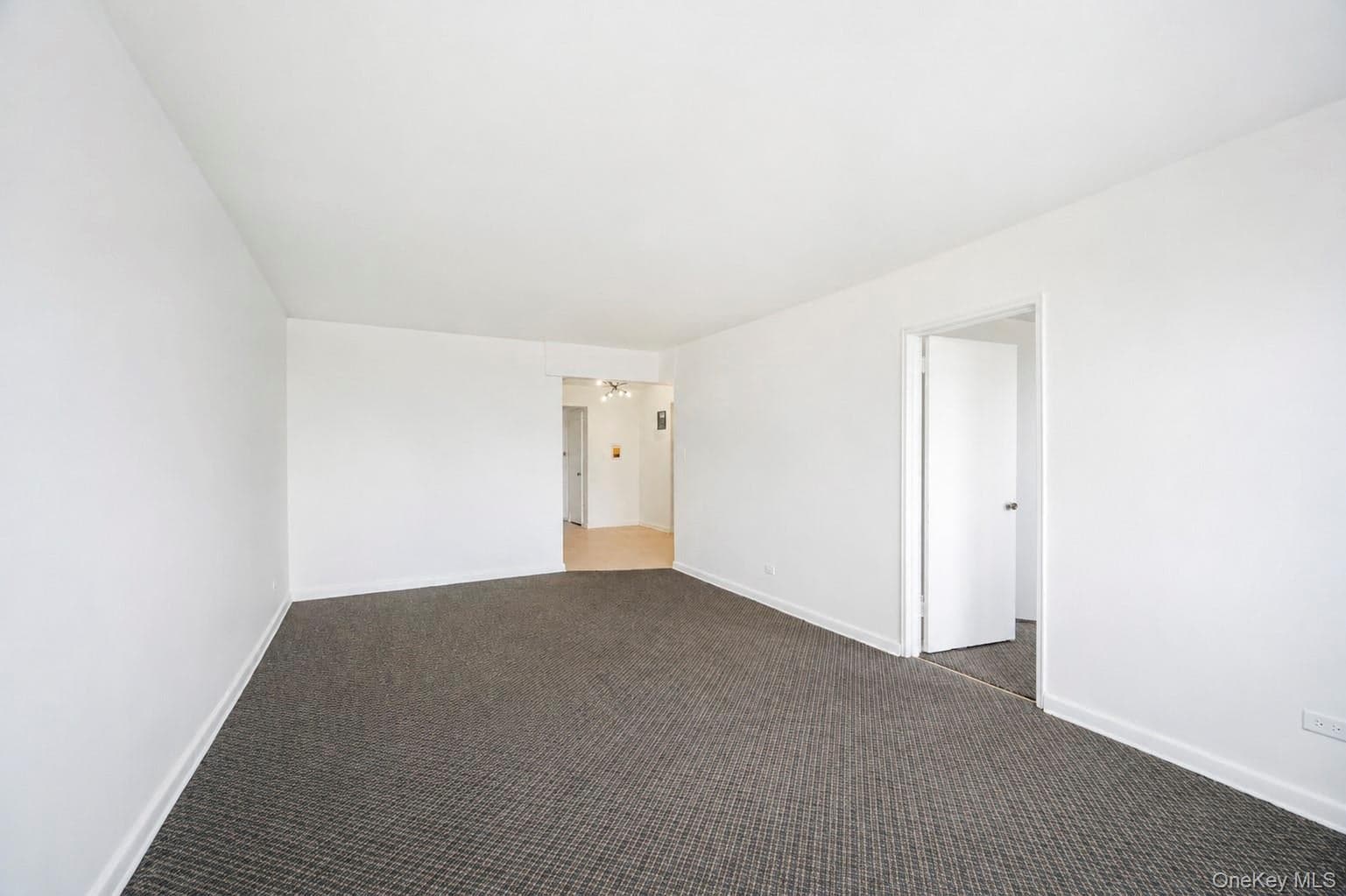 84-50 169th Street St Unit: 607 thumbnail 15