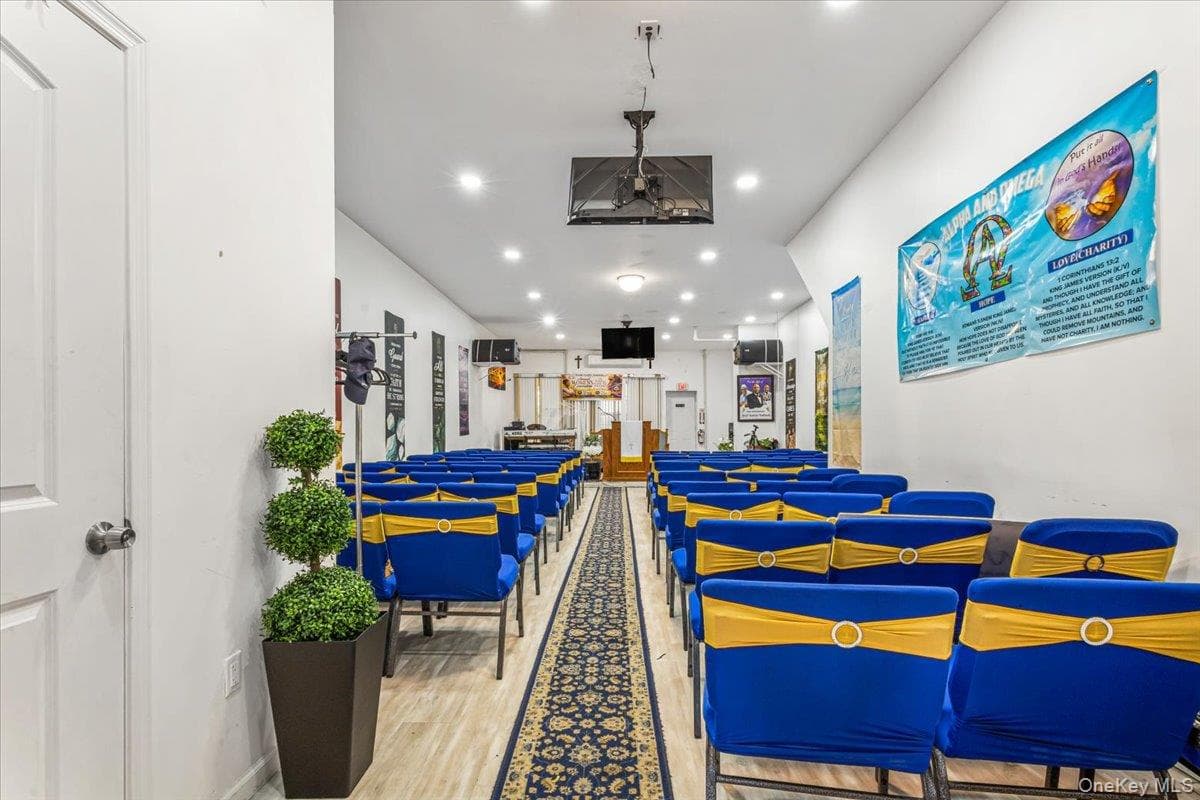 1632 Nostrand Avenue thumbnail 29