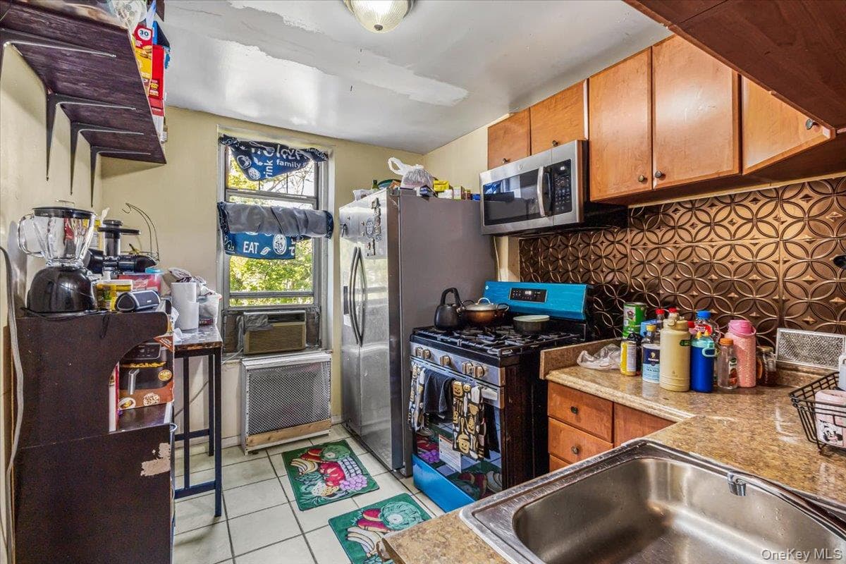 1632 Nostrand Avenue thumbnail 14