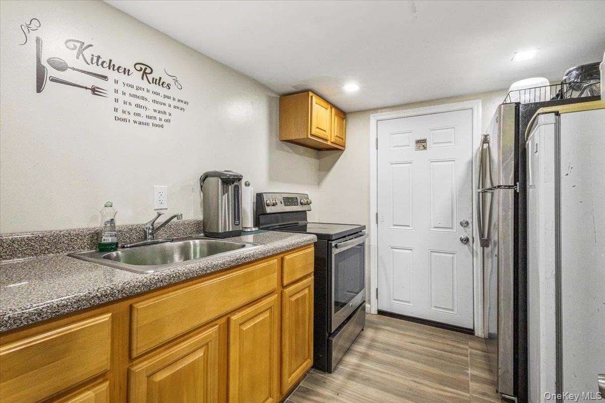 1632 Nostrand Avenue thumbnail 24