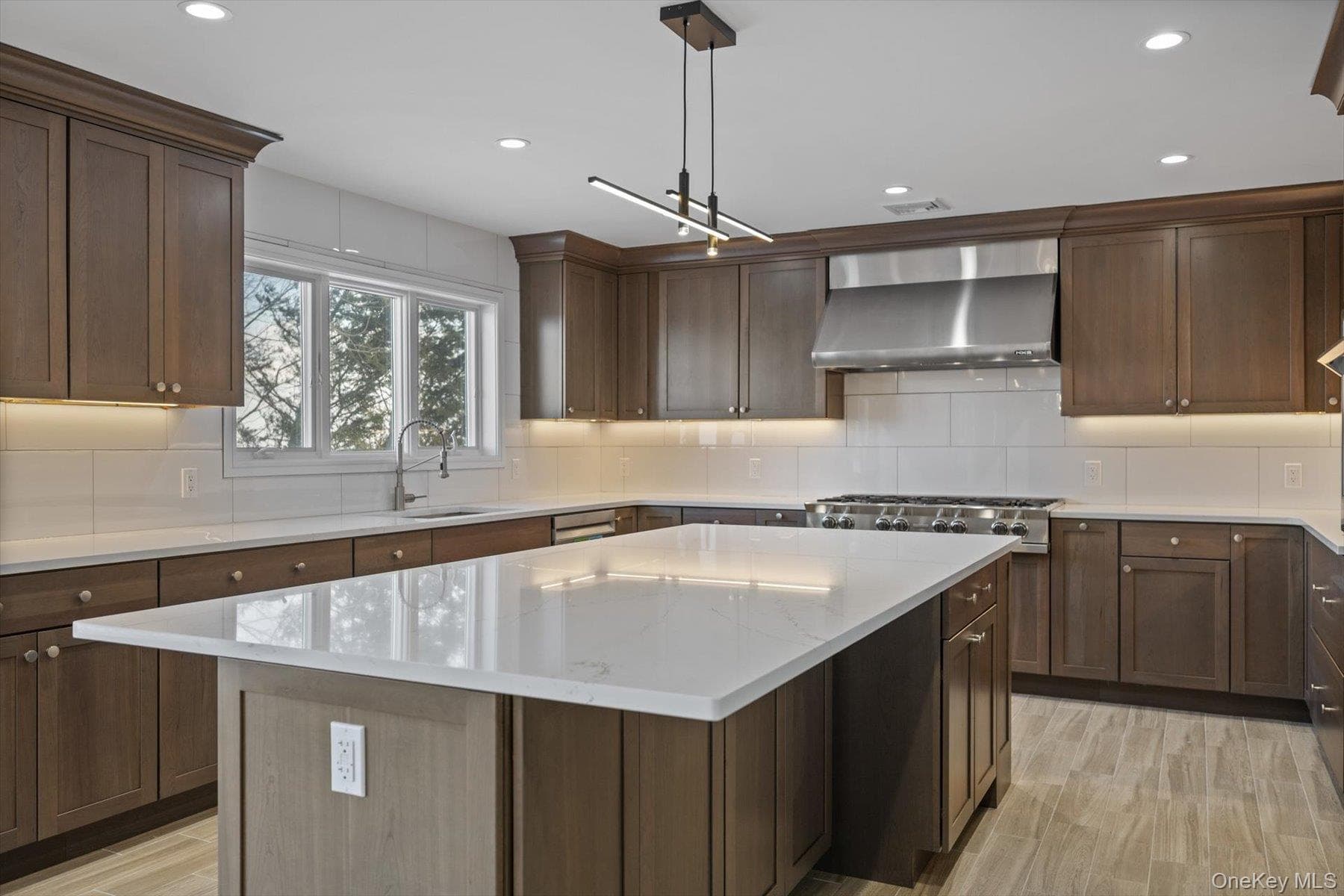 43 Waterview Drive thumbnail 9