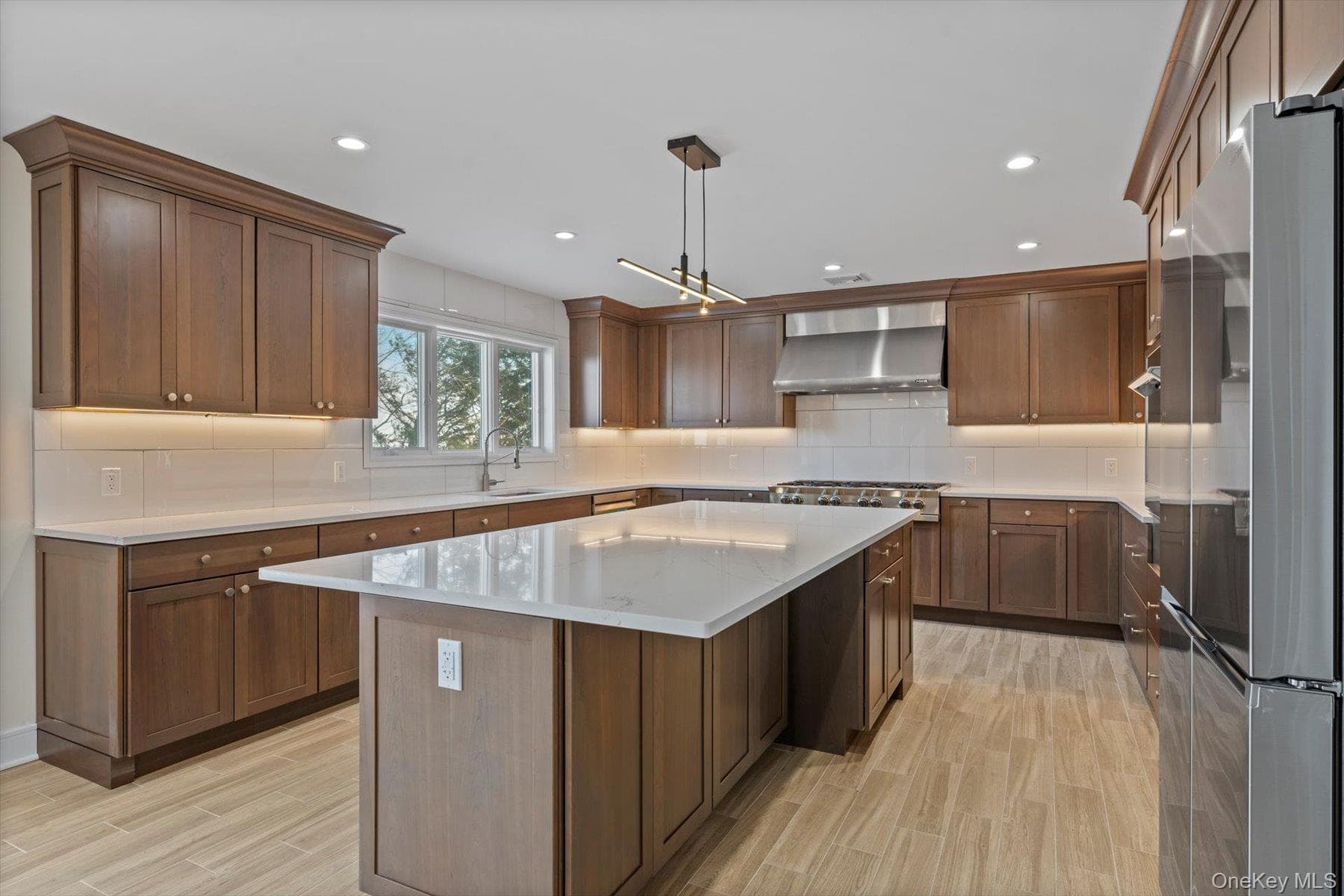 43 Waterview Drive thumbnail 8