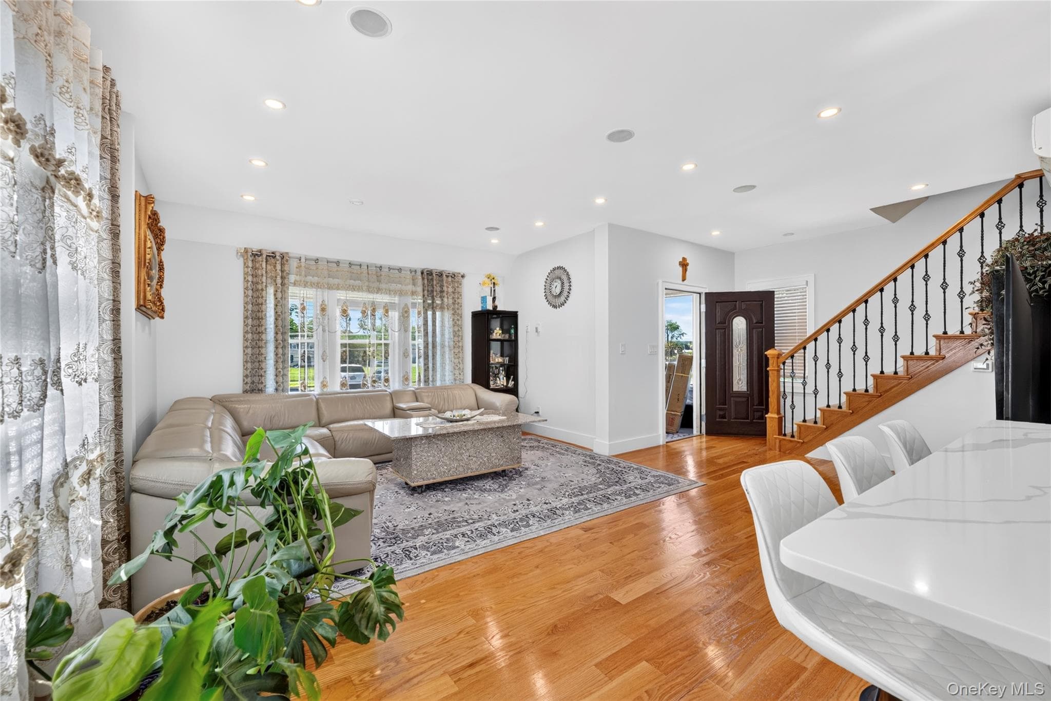 8 Highview Avenue thumbnail 9