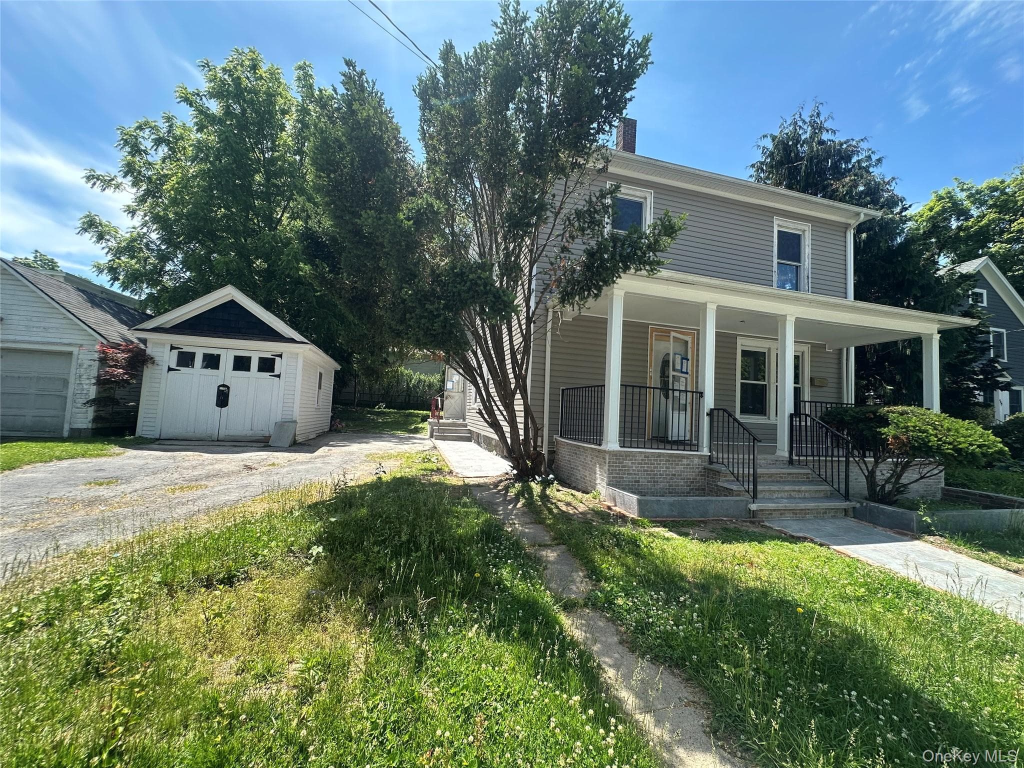 423 Hinman Place thumbnail 2