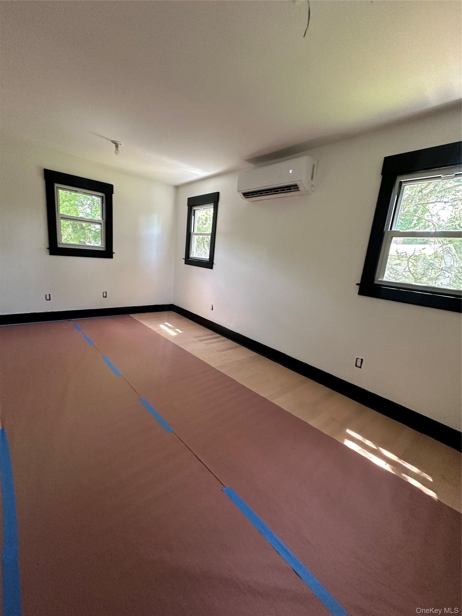 423 Hinman Place thumbnail 15