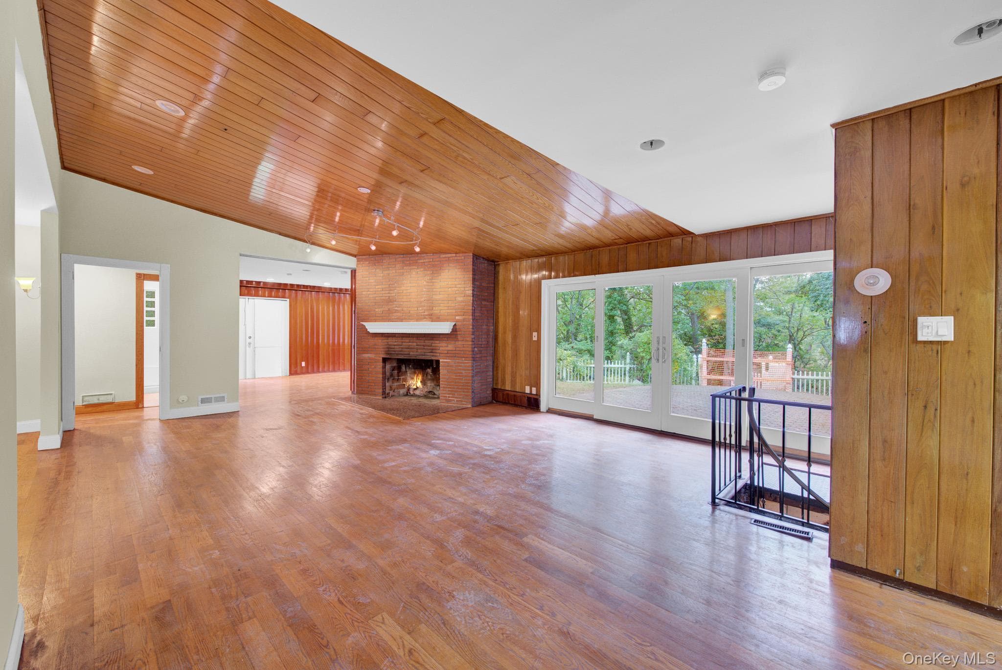 549 Woodbury Road thumbnail 18