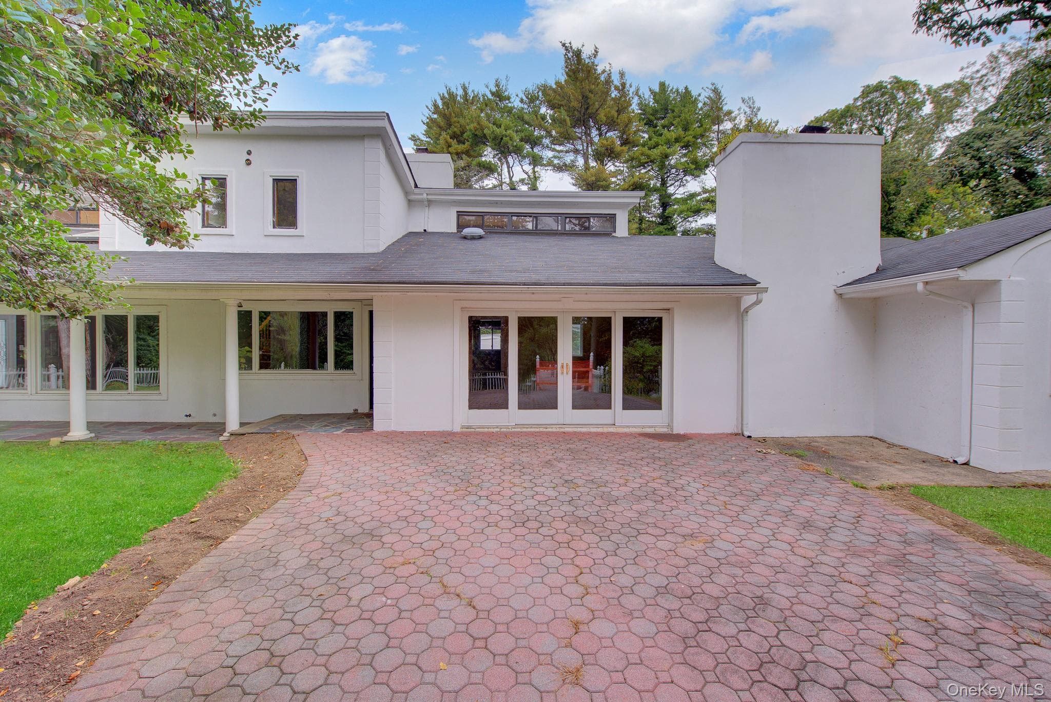 549 Woodbury Road thumbnail 2