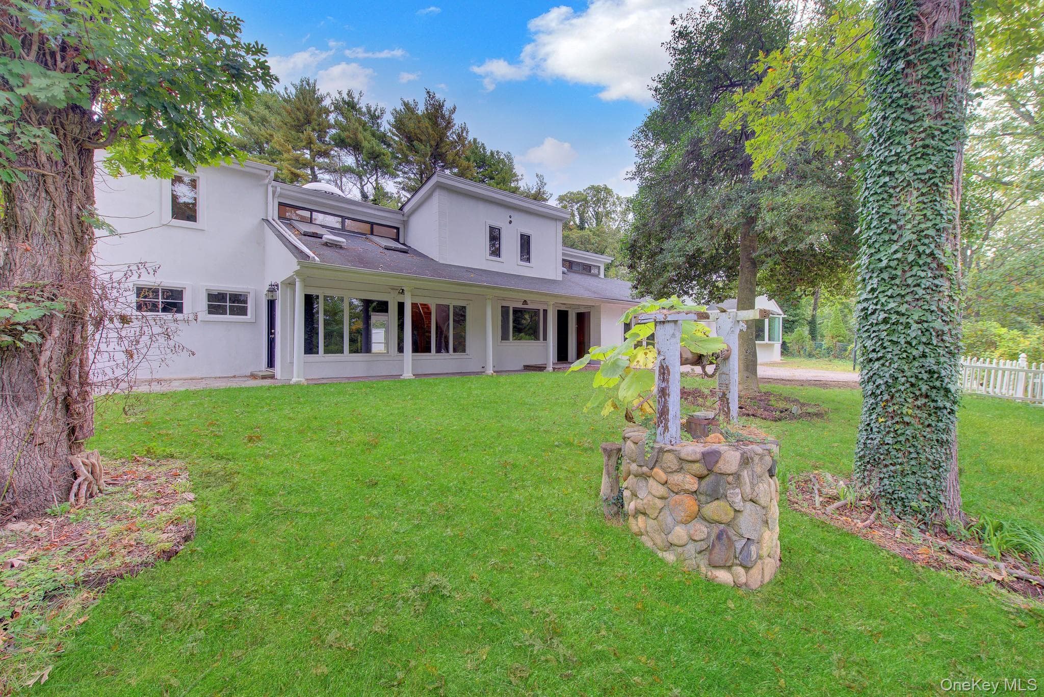 549 Woodbury Road thumbnail 5
