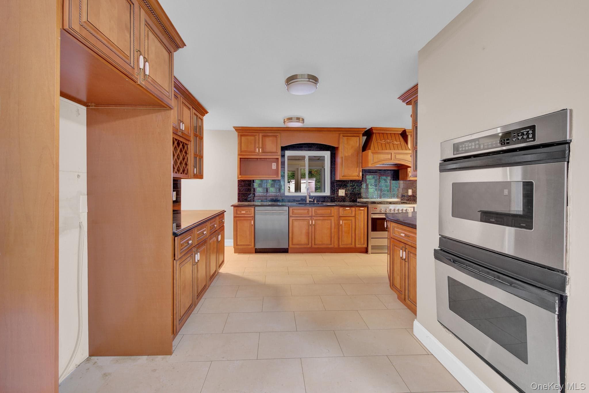 549 Woodbury Road thumbnail 14