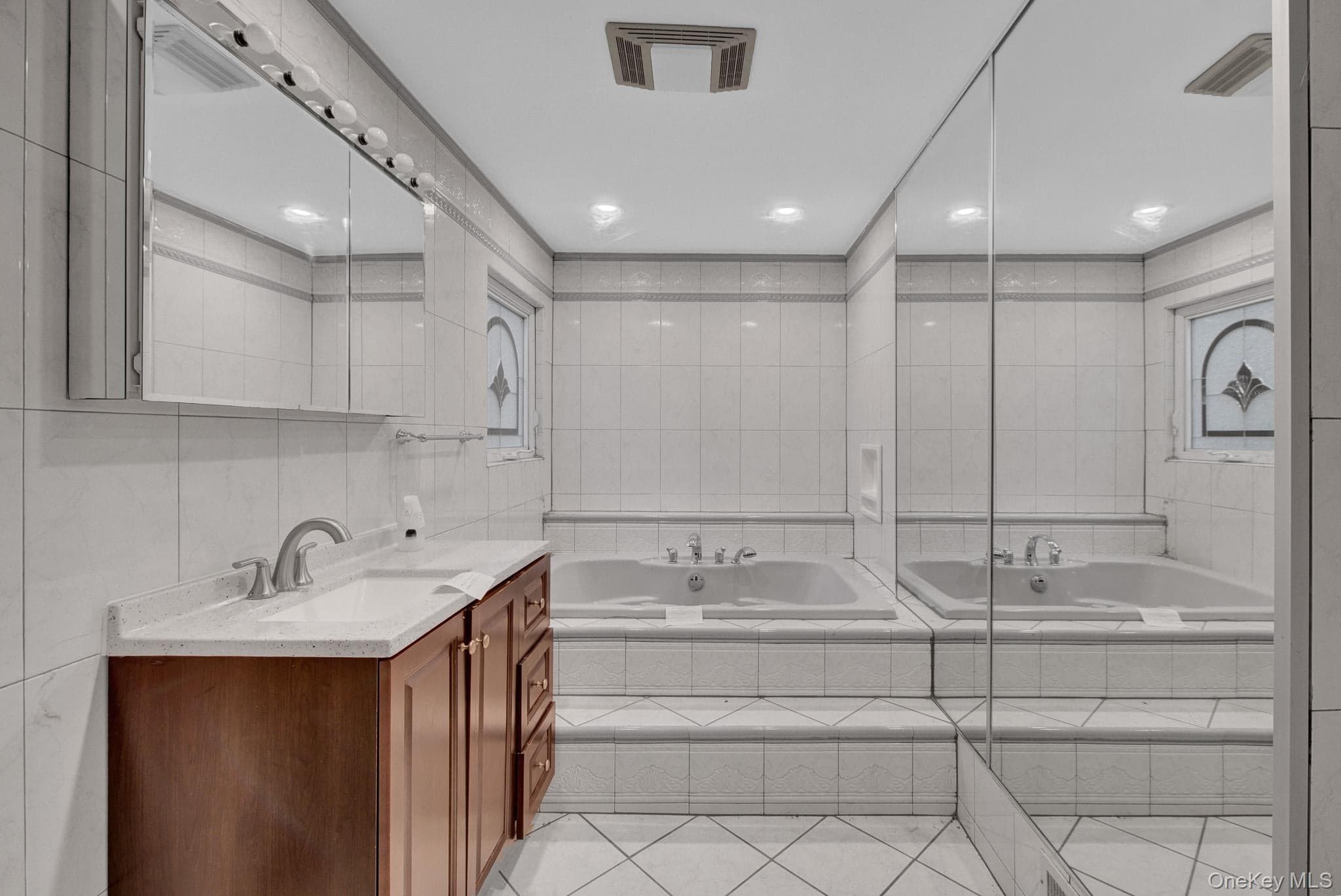 549 Woodbury Road thumbnail 24