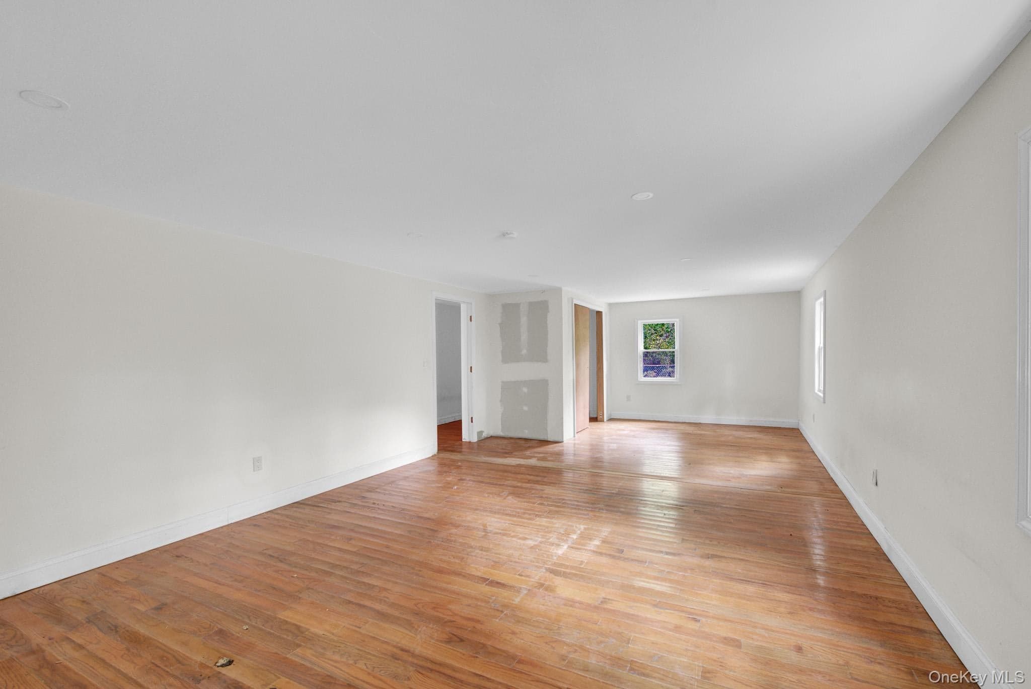 549 Woodbury Road thumbnail 27