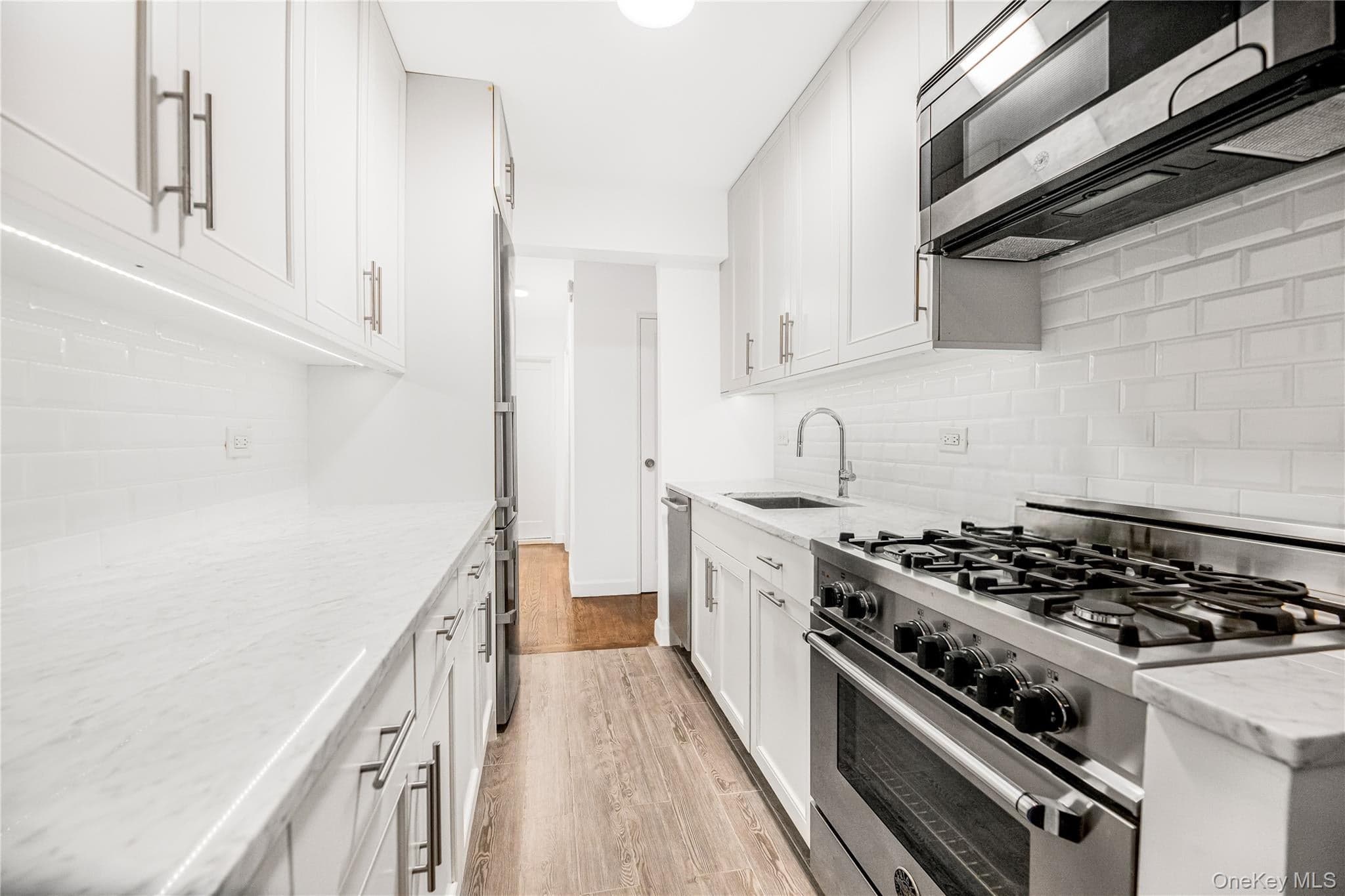 2390 Palisade Avenue Unit: 2B thumbnail 16
