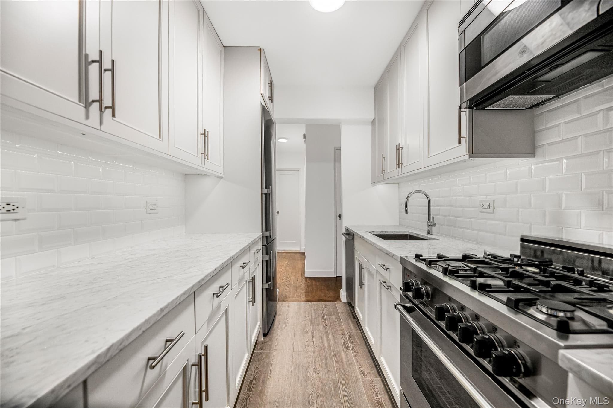 2390 Palisade Avenue Unit: 2B thumbnail 5