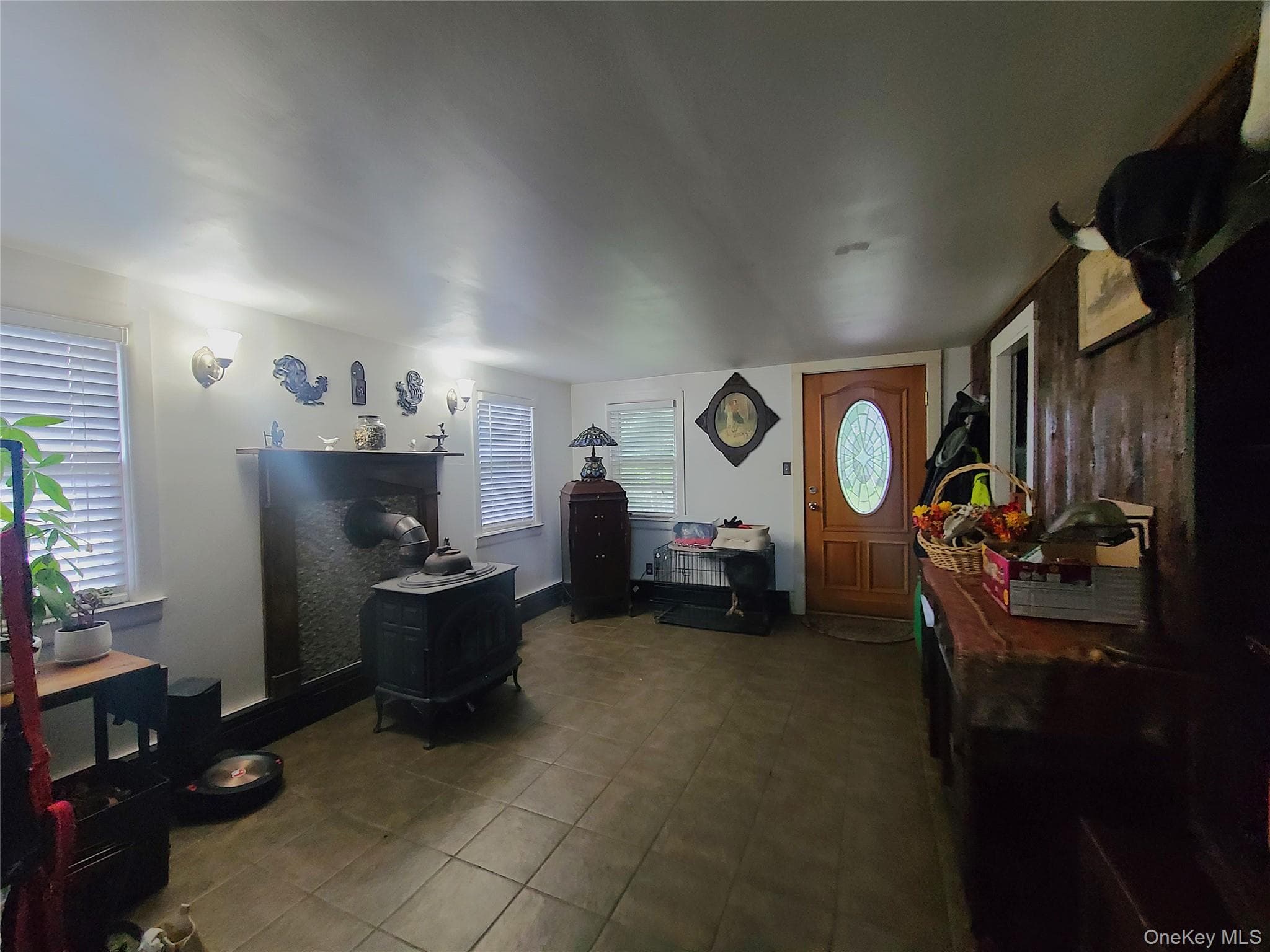 28 Martin Lane thumbnail 17