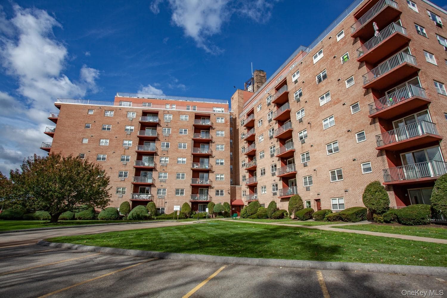 1 Lakeview Drive Unit: LL5 thumbnail 3