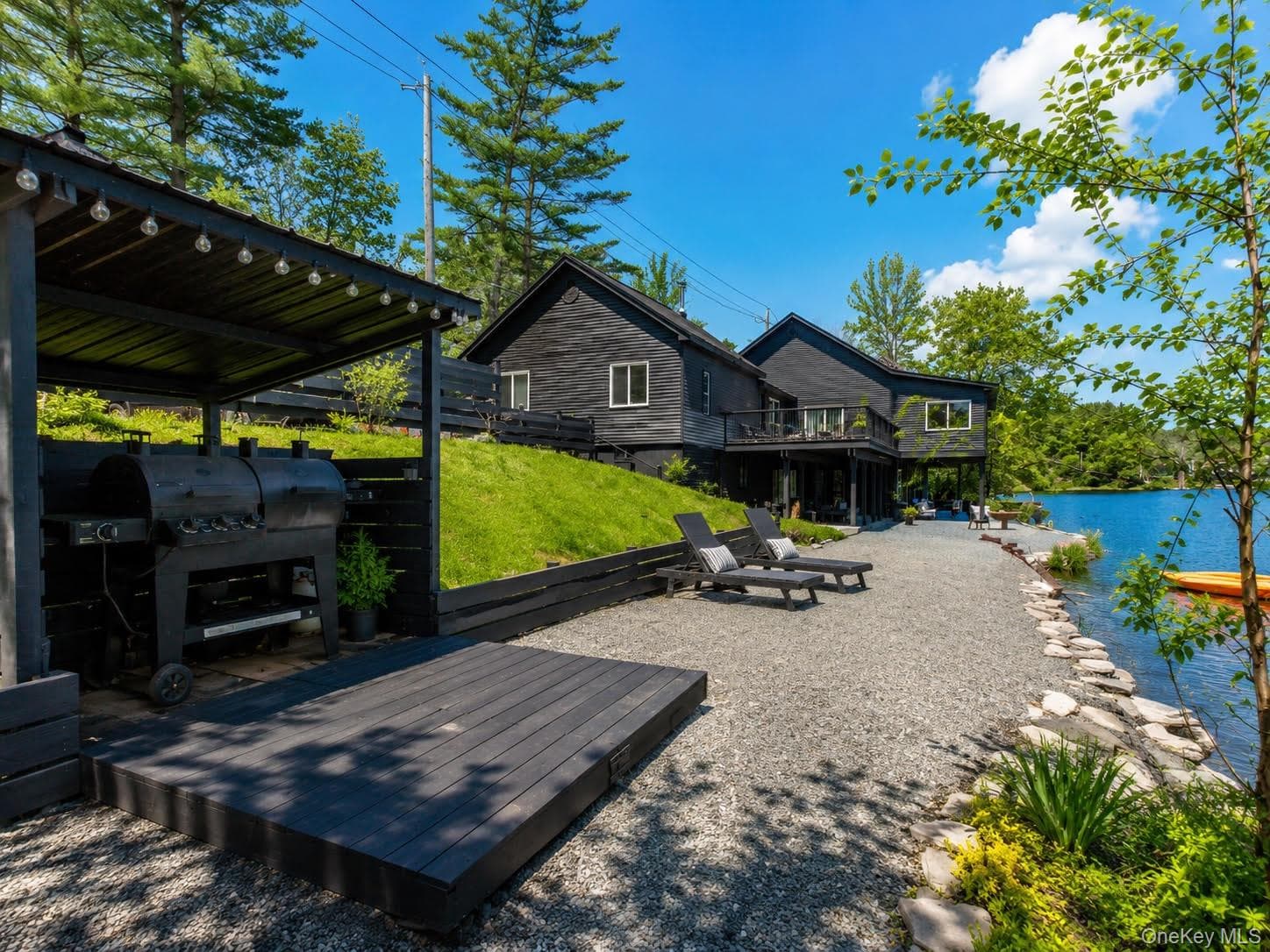 6649 State Route 52, Lake Huntington