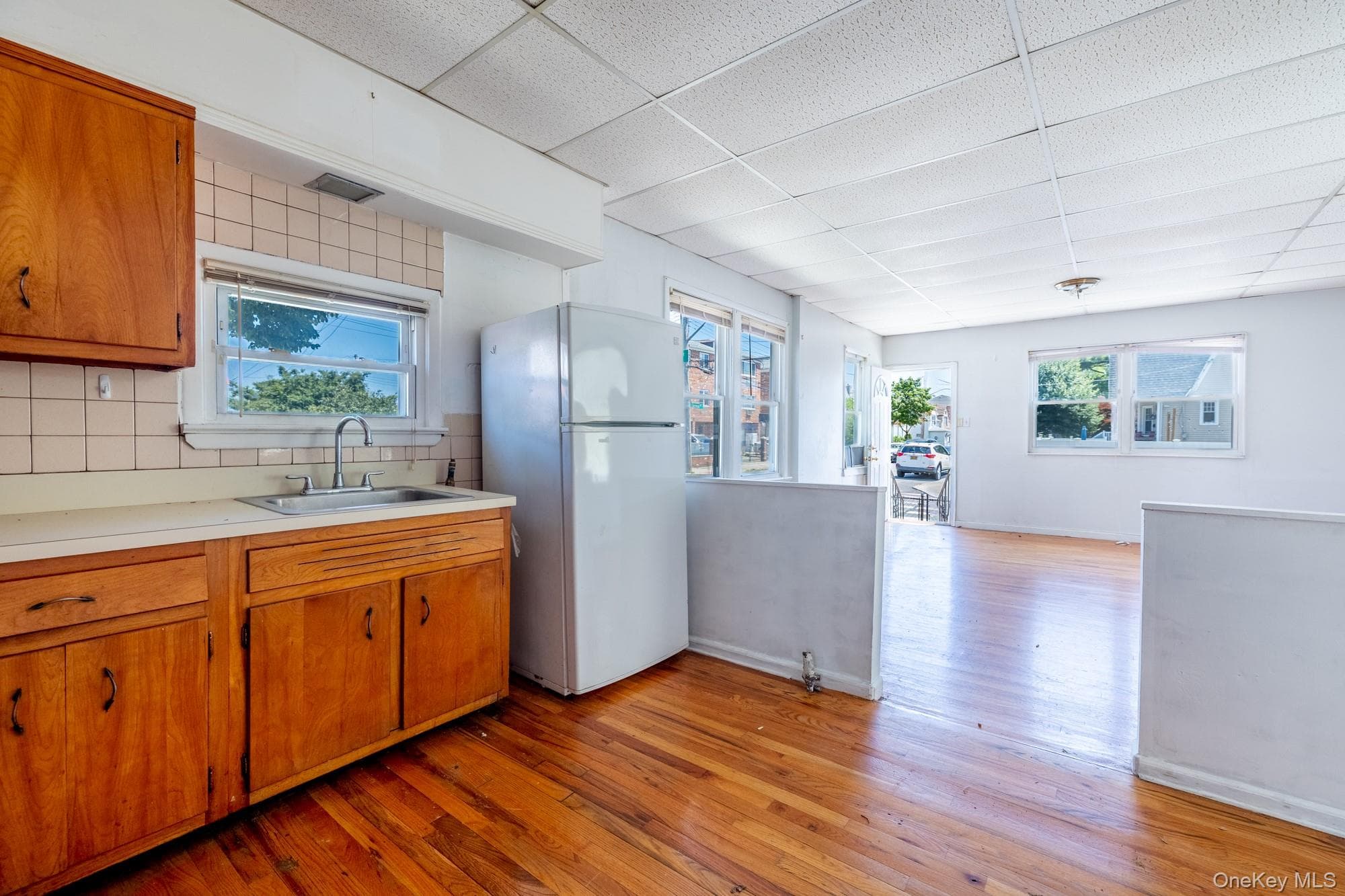 3255 Barkley Avenue Unit: A thumbnail 4