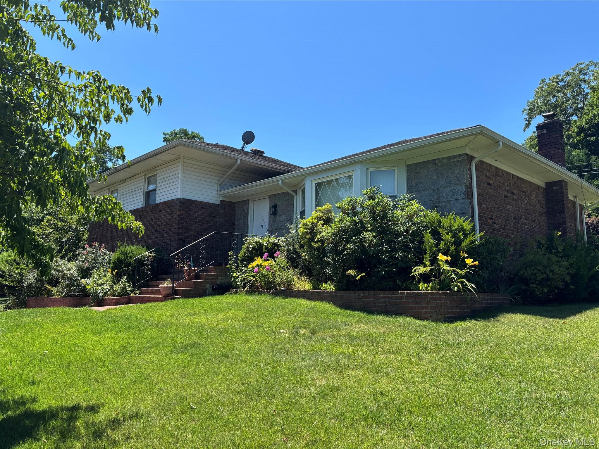 71 Willits Road, Glen Cove