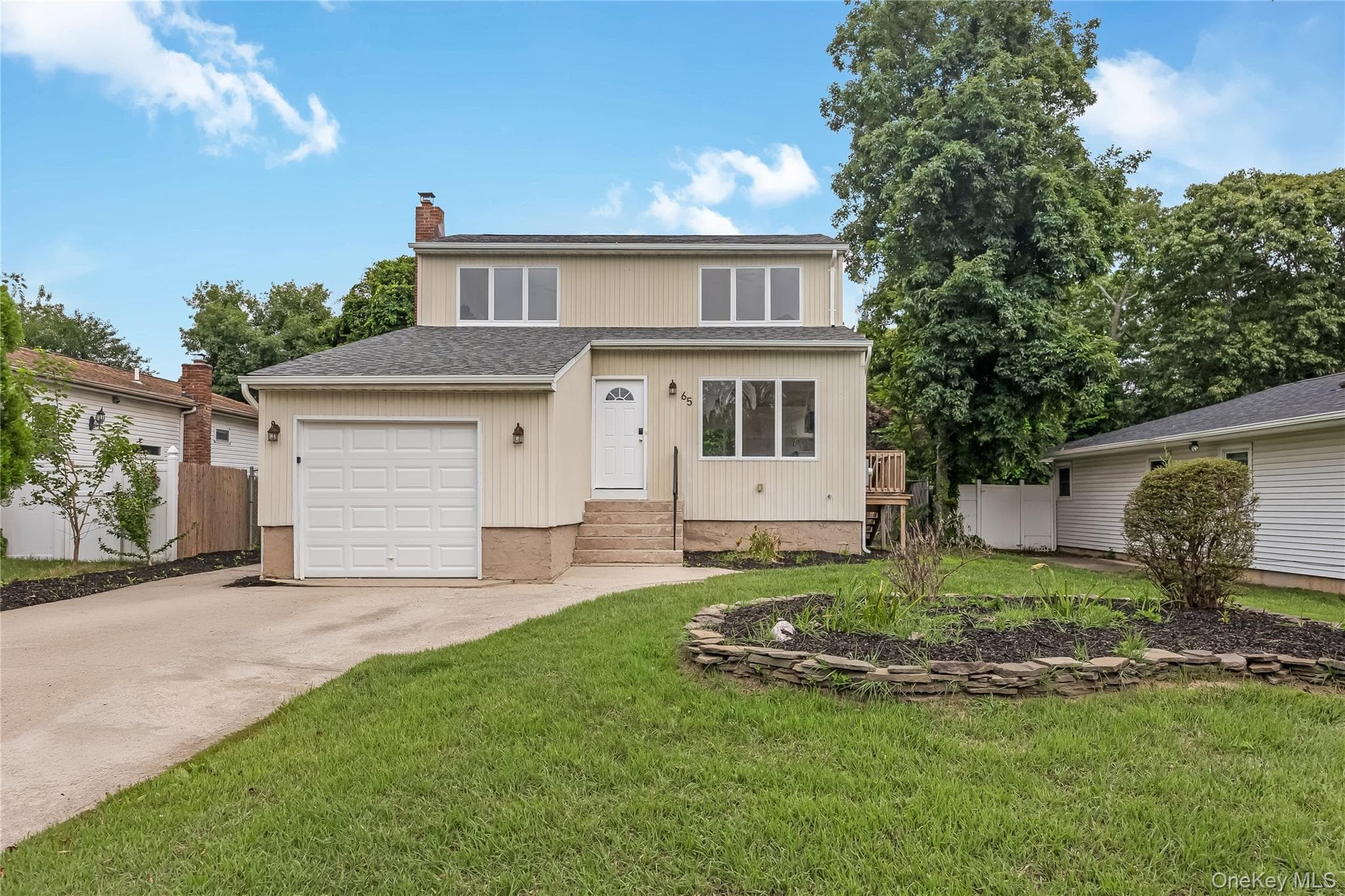 65 Westminster Drive thumbnail 2