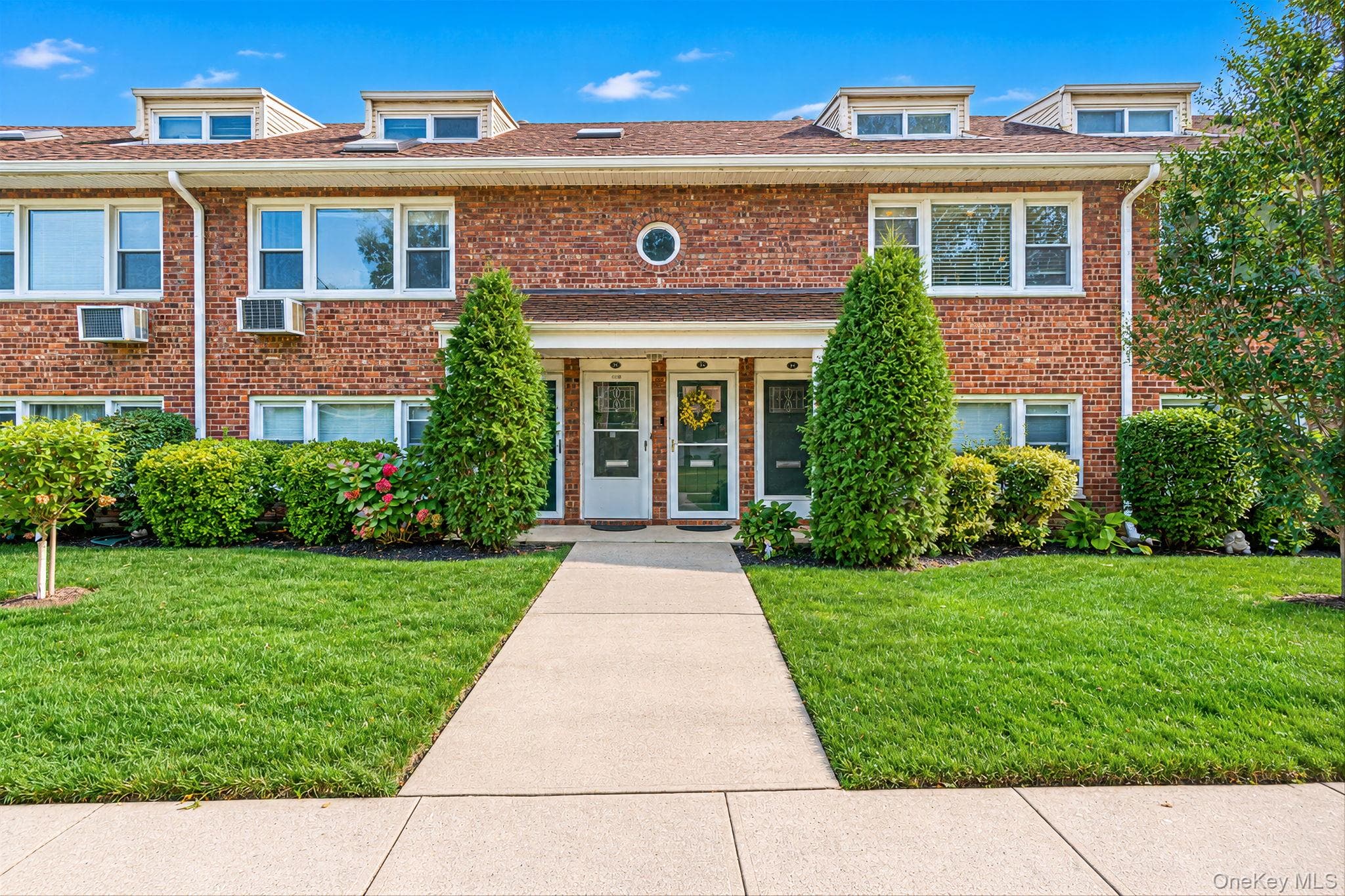 1600 Grand Ave Ave Unit: P4, Baldwin