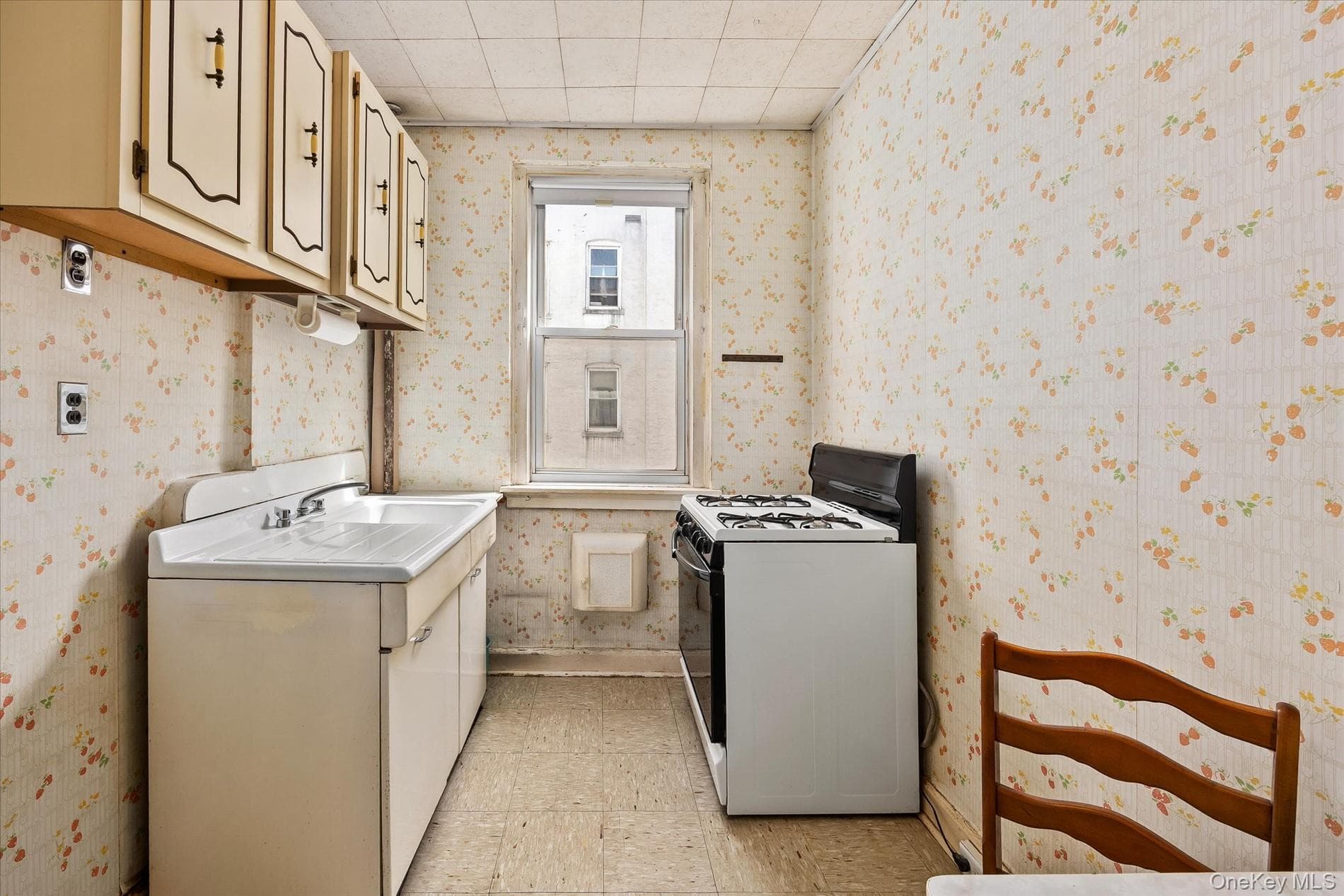 64-09 39 Avenue Unit: 43 thumbnail 5