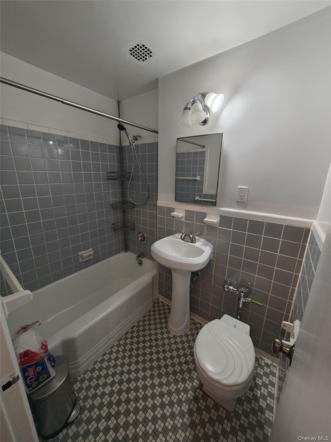 35-11 85 Street Unit: 1B thumbnail 3