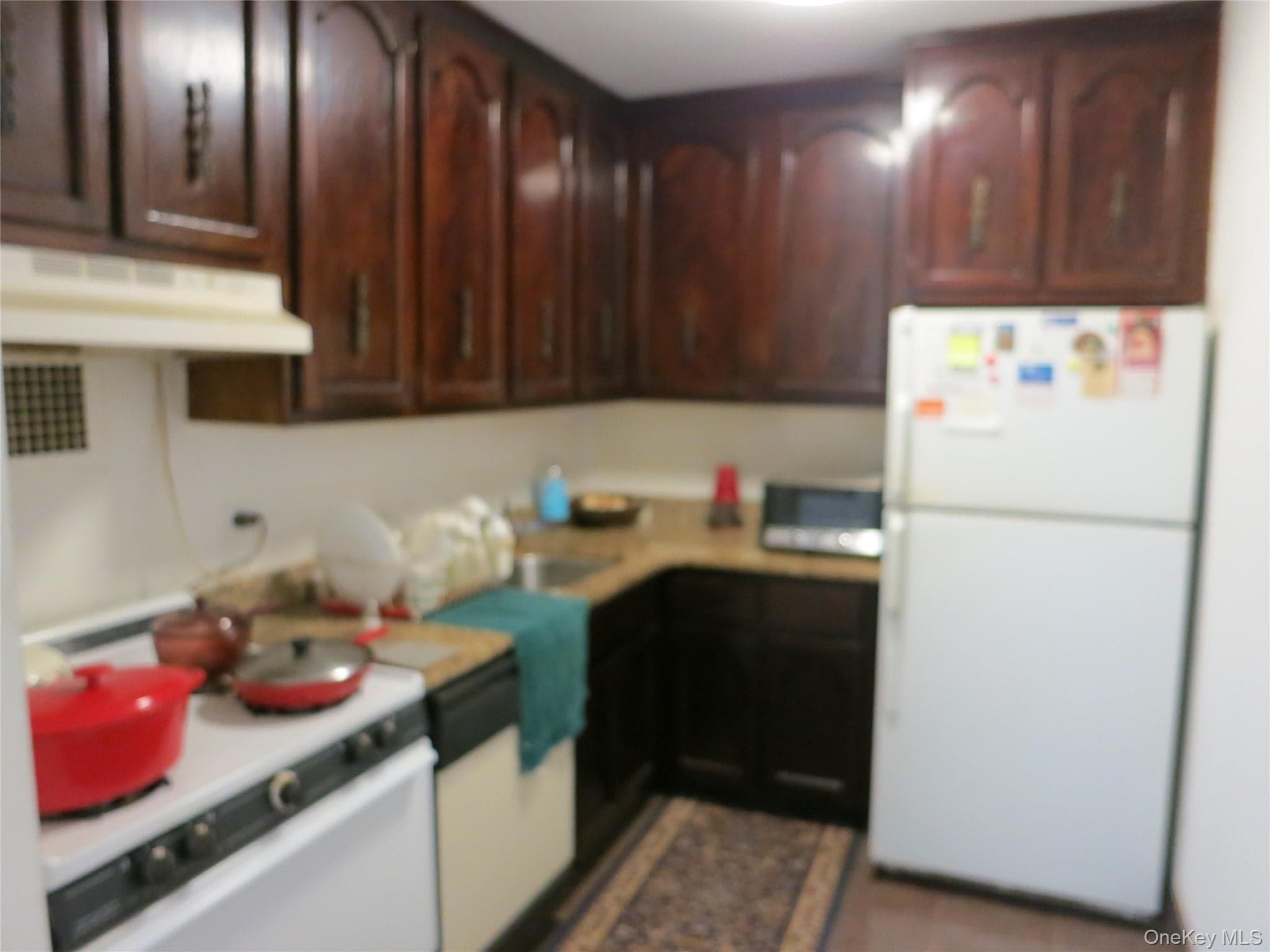 60 Barker Street Unit: 614 thumbnail 4