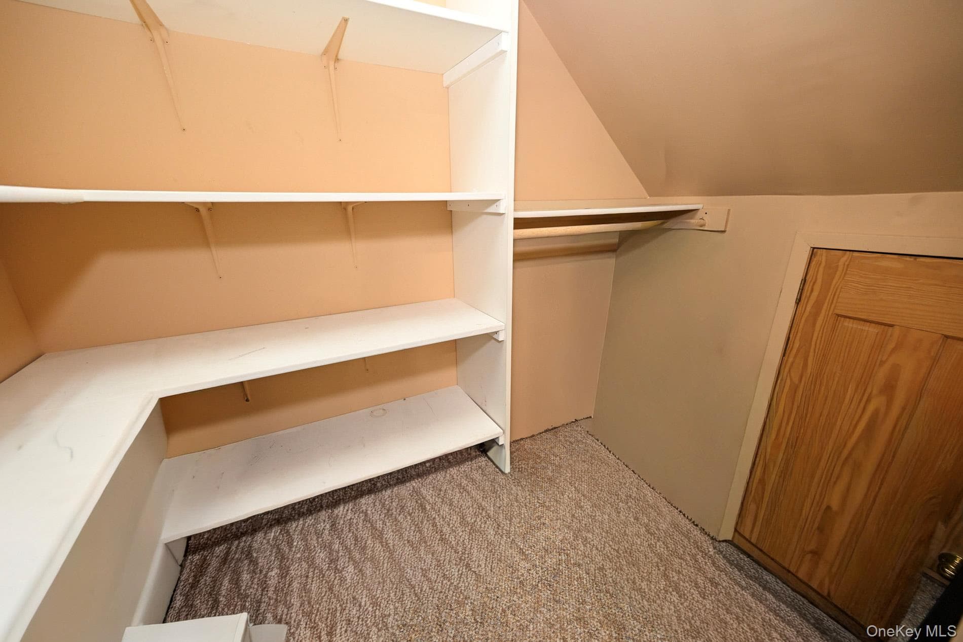 2297 Girard Place thumbnail 18