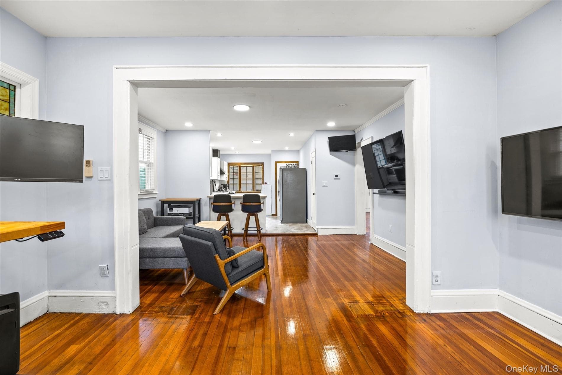 42 N Corona Avenue thumbnail 7