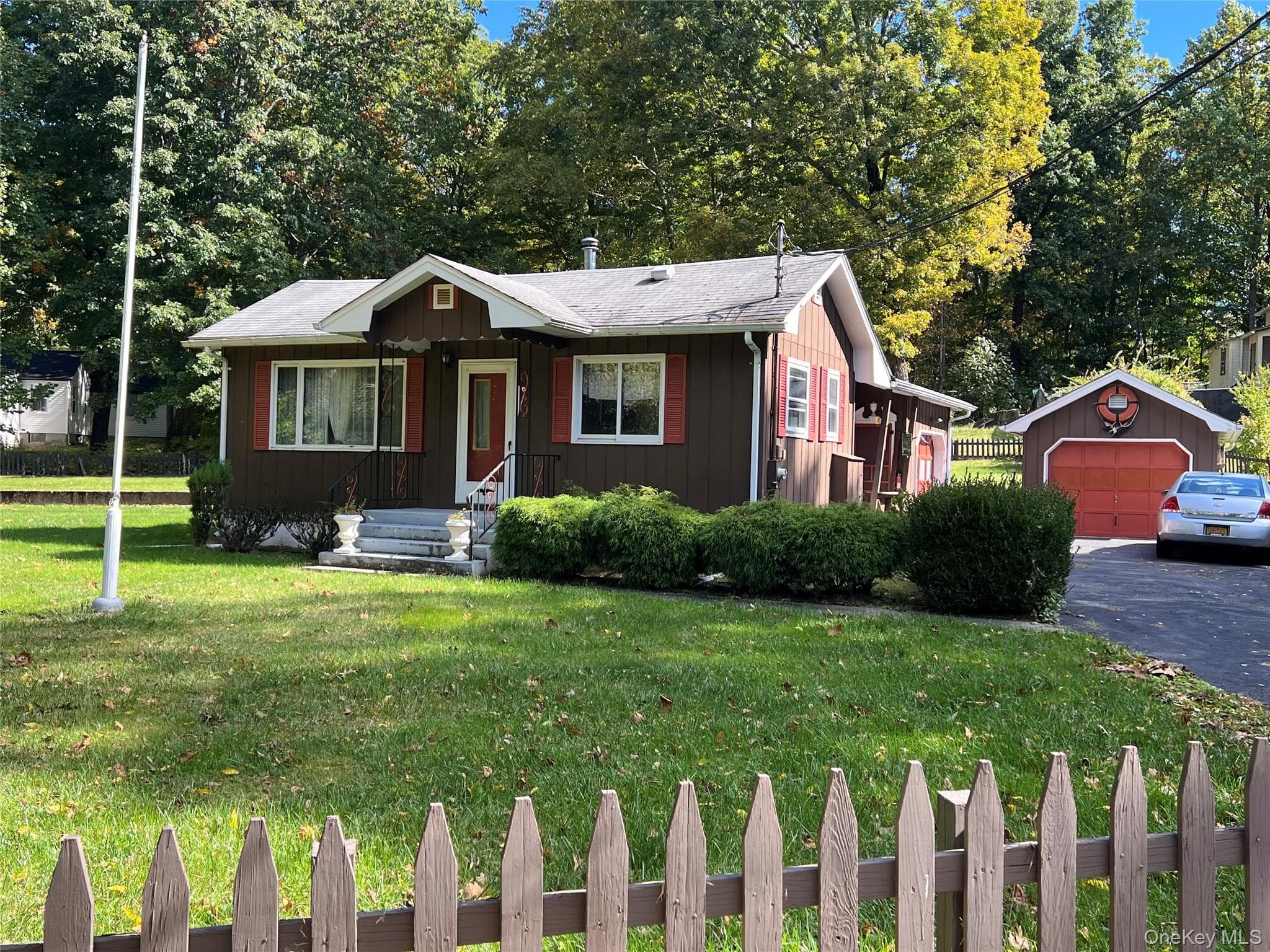 542 Dosen Road, Middletown