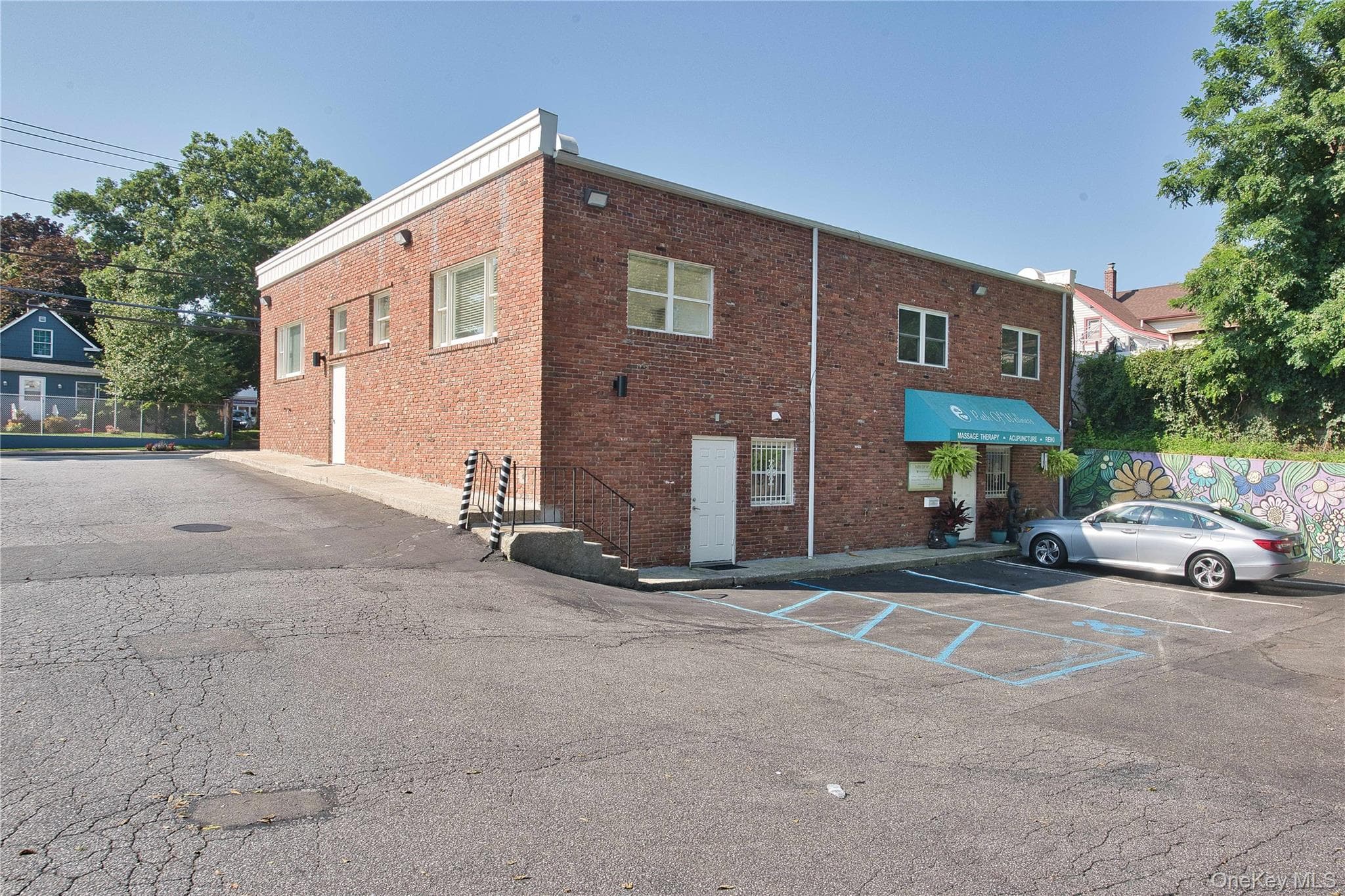 121 Pulaski Road thumbnail 21