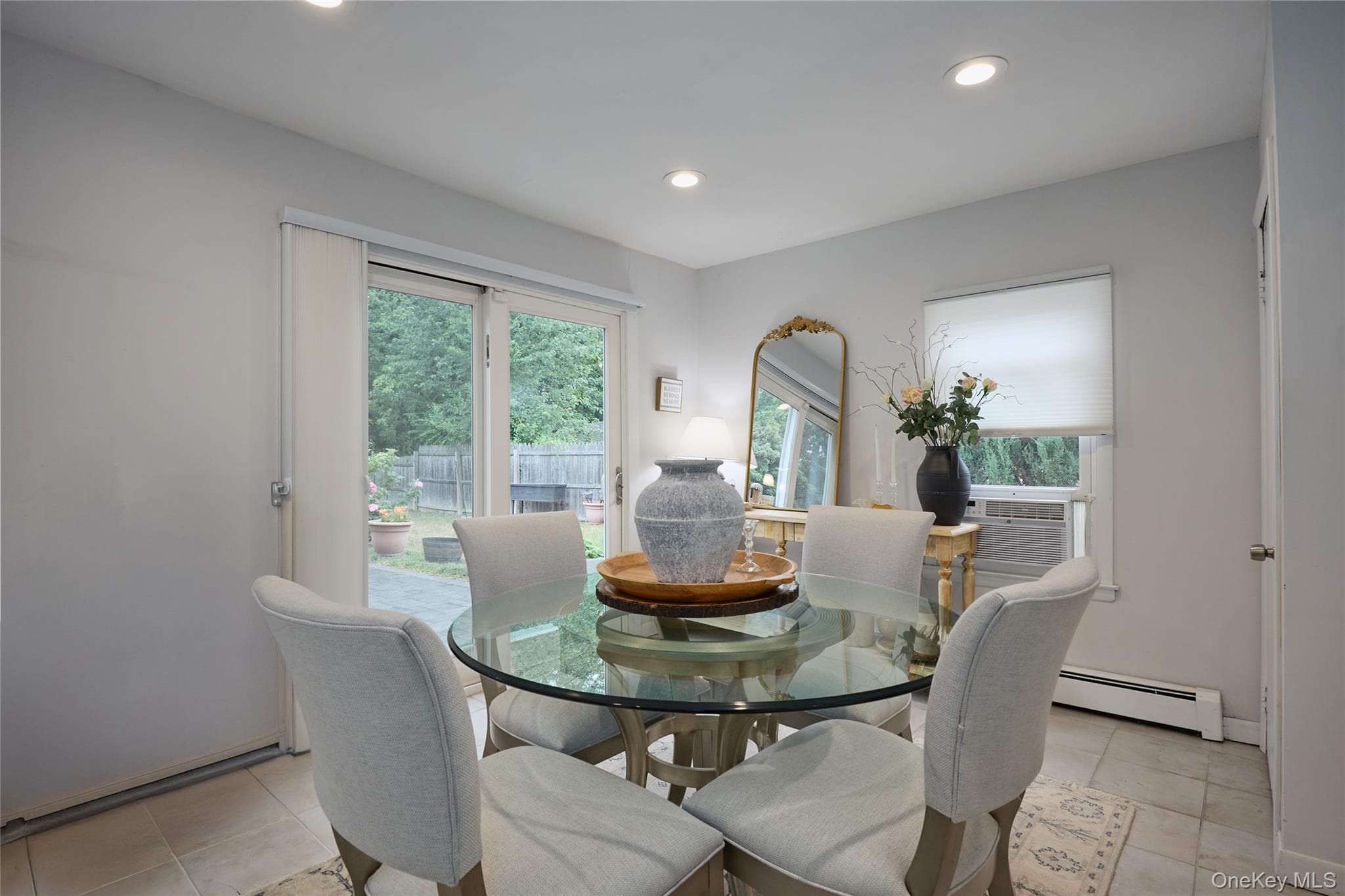 181 N Grand Avenue thumbnail 17