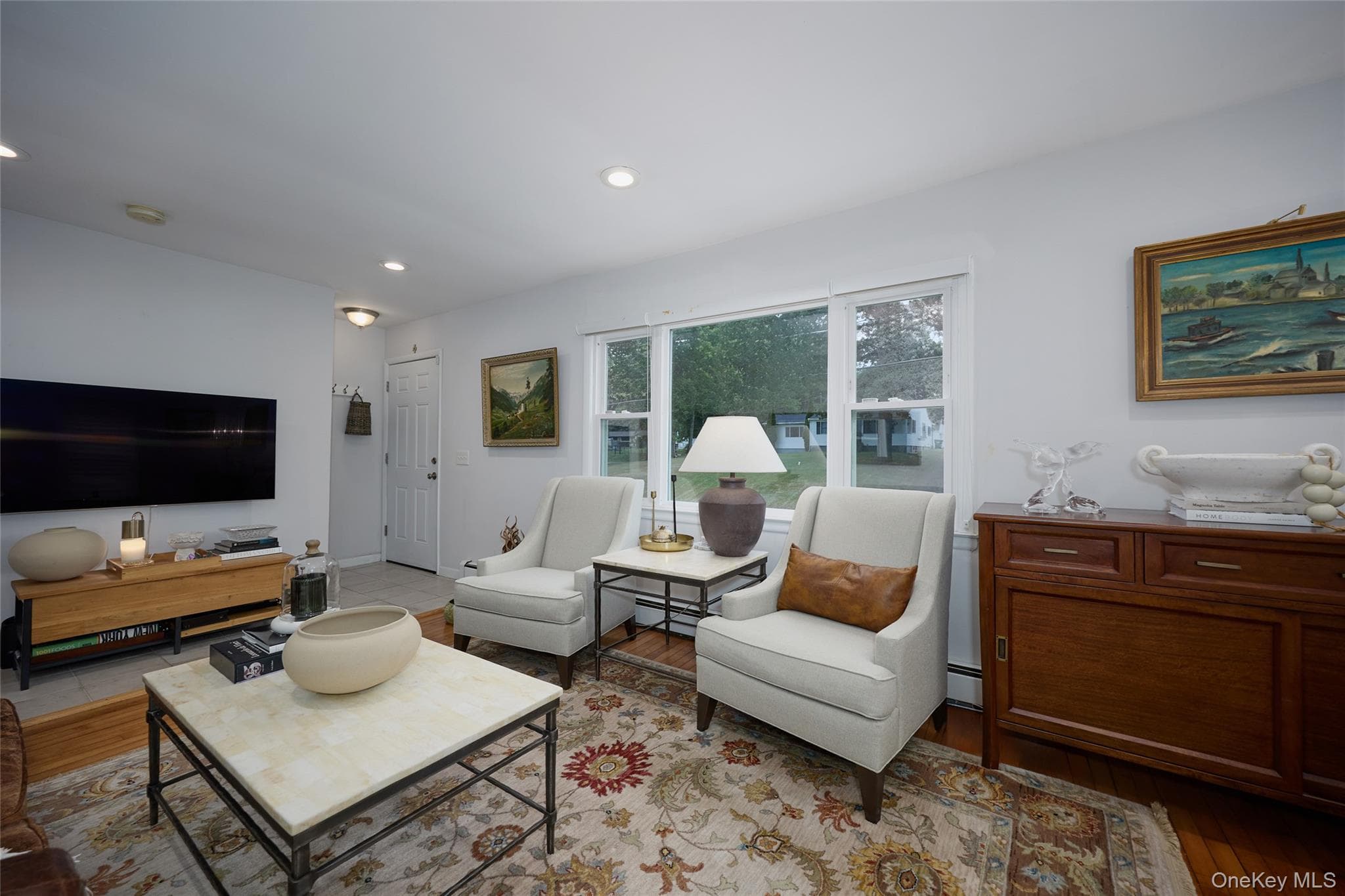 181 N Grand Avenue thumbnail 4