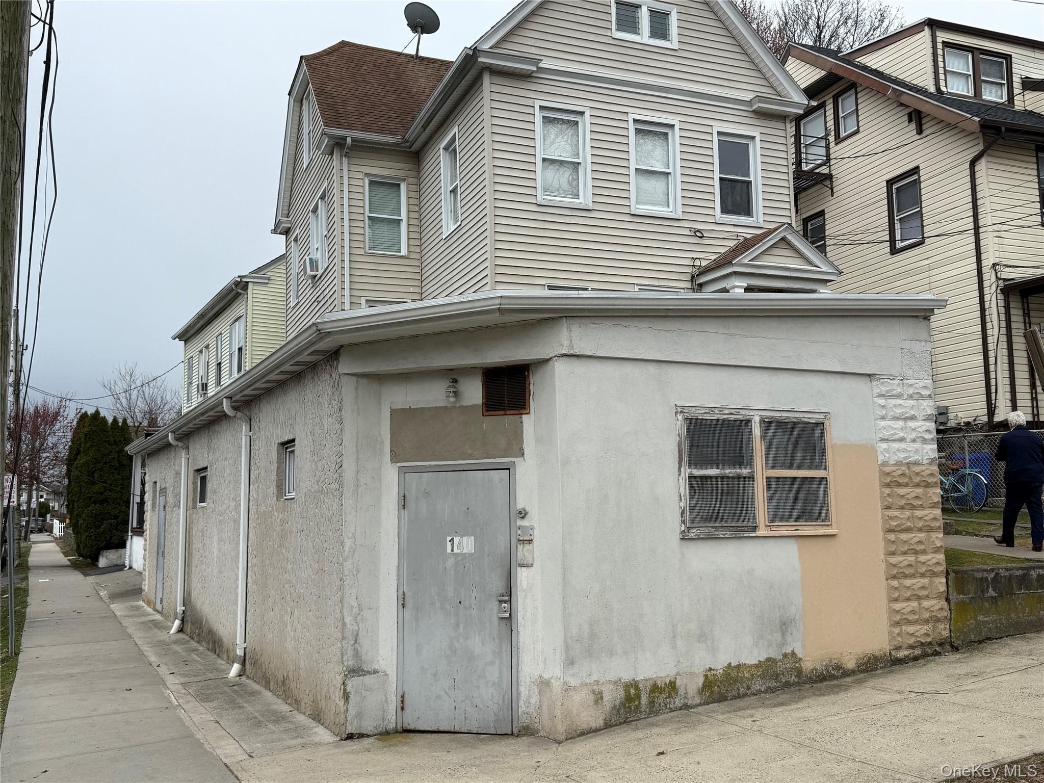 140 Terrace Avenue thumbnail 9