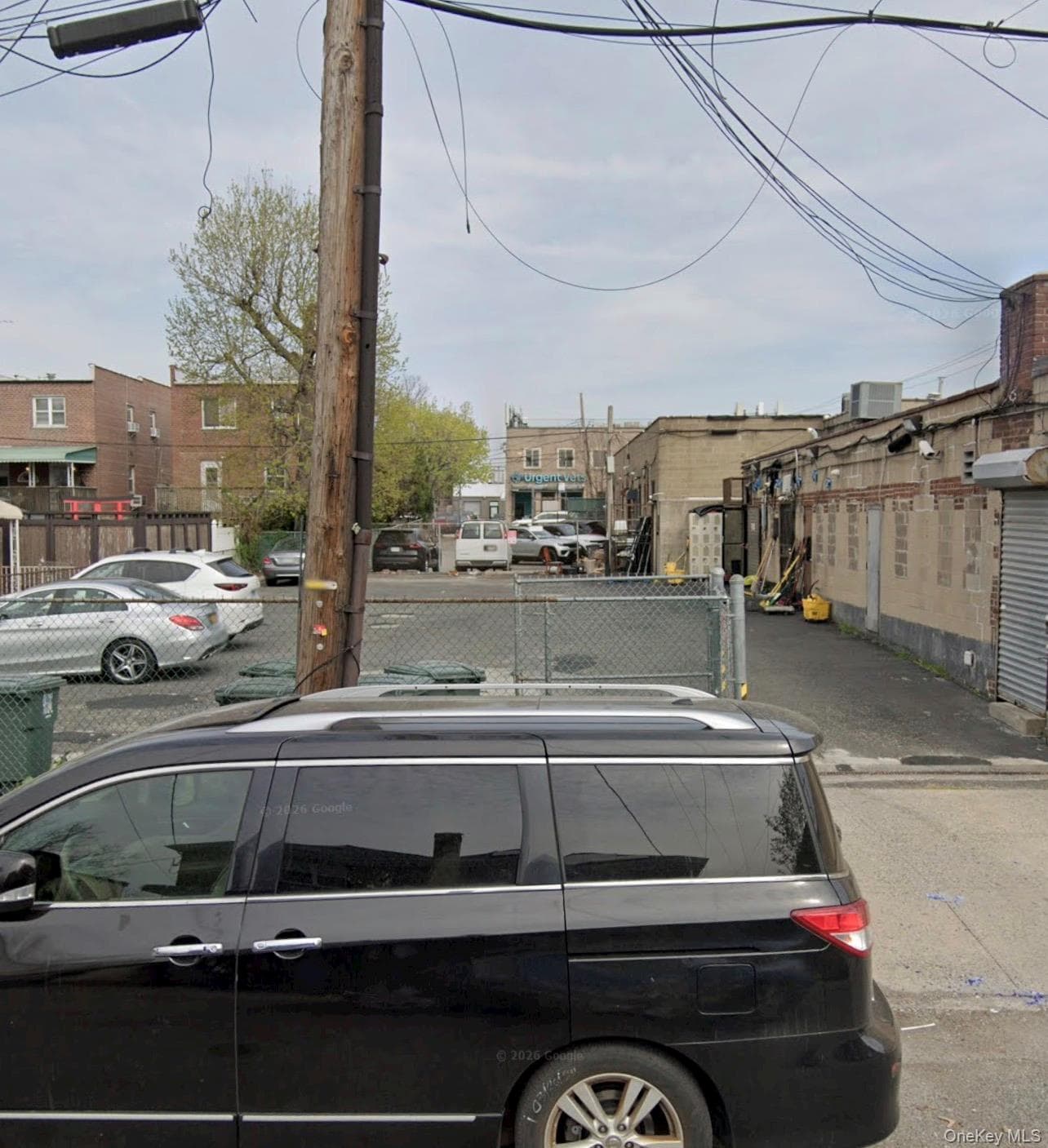 3830 E Tremont Avenue thumbnail 5