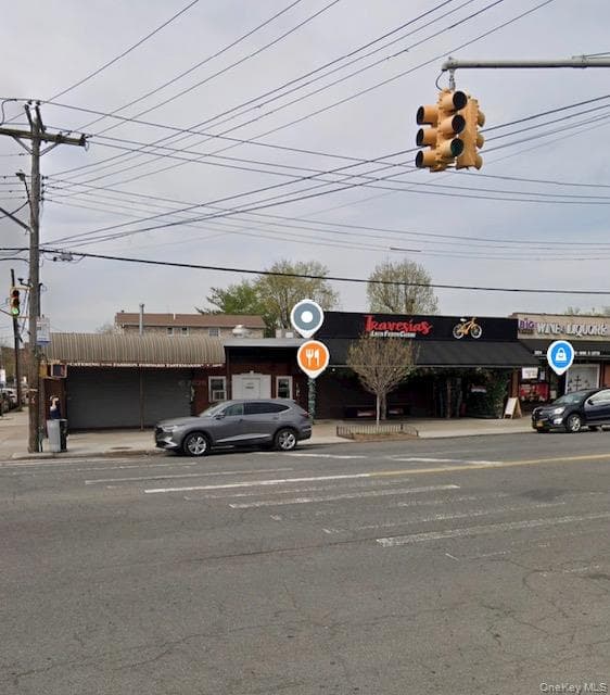 3830 E Tremont Avenue thumbnail 2